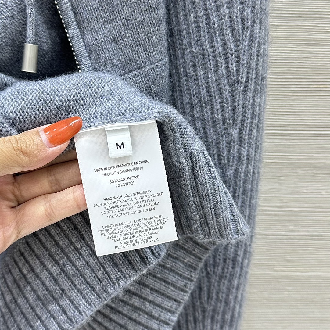 High-End Single-Quality Wool LP with Swiss Crocheting Process and Classic Zipper - 图片 8
