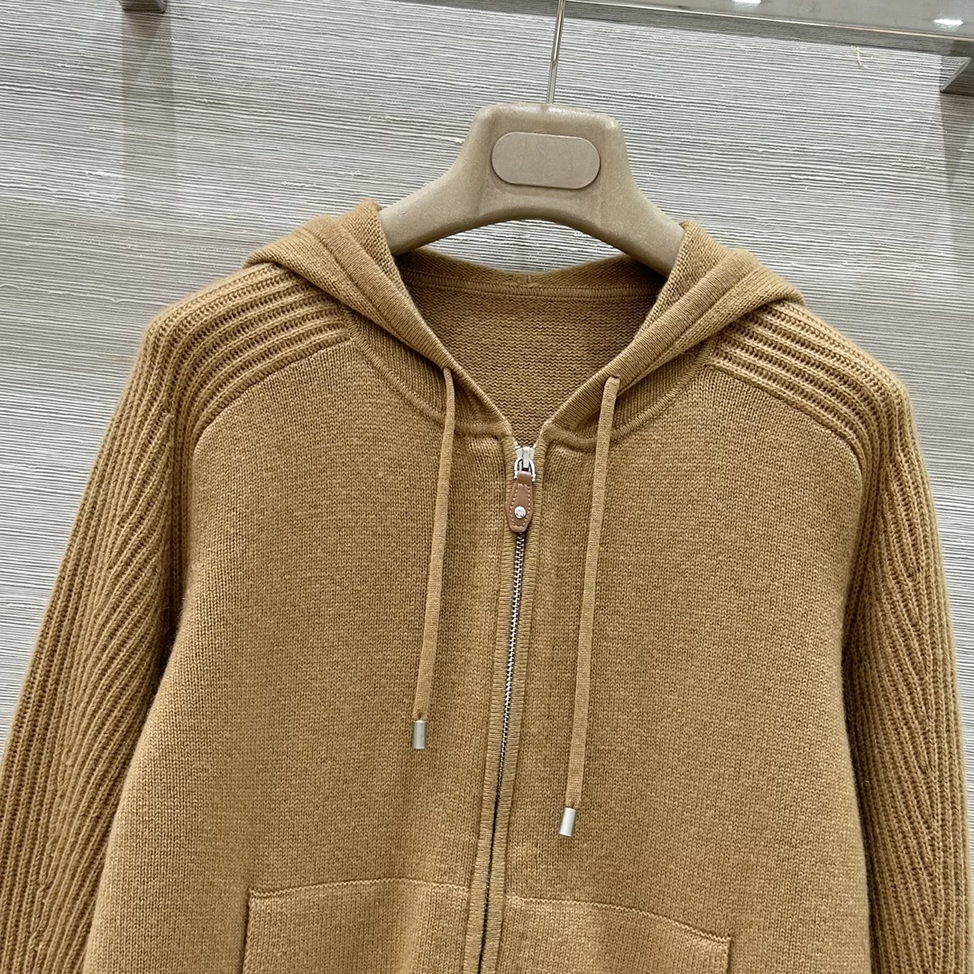 High-End Wool LP with Swiss Crocheting: Quality Control and Stylish Design - 图片 3