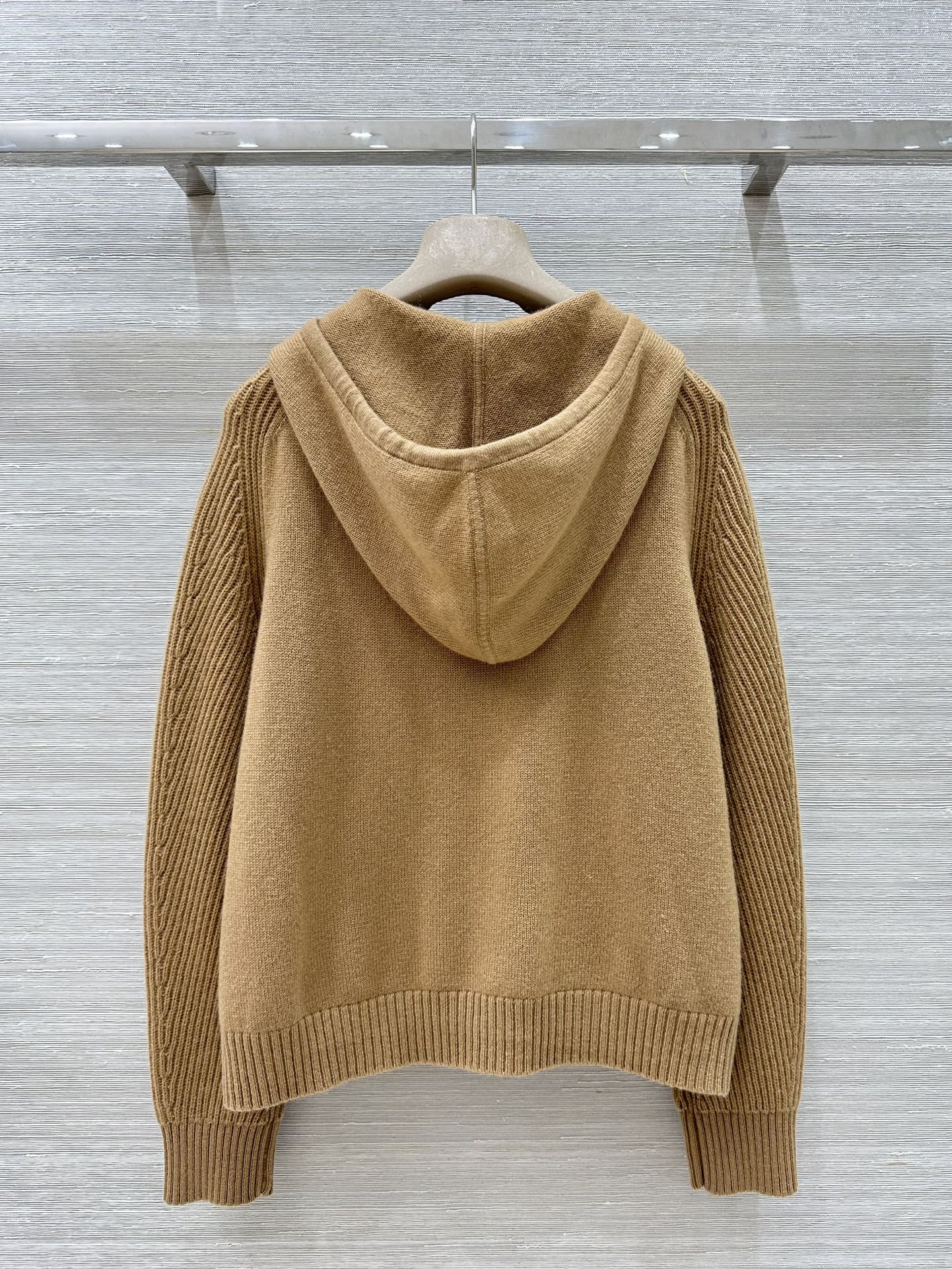 High-End Wool LP with Swiss Crocheting: Quality Control and Stylish Design - 图片 9