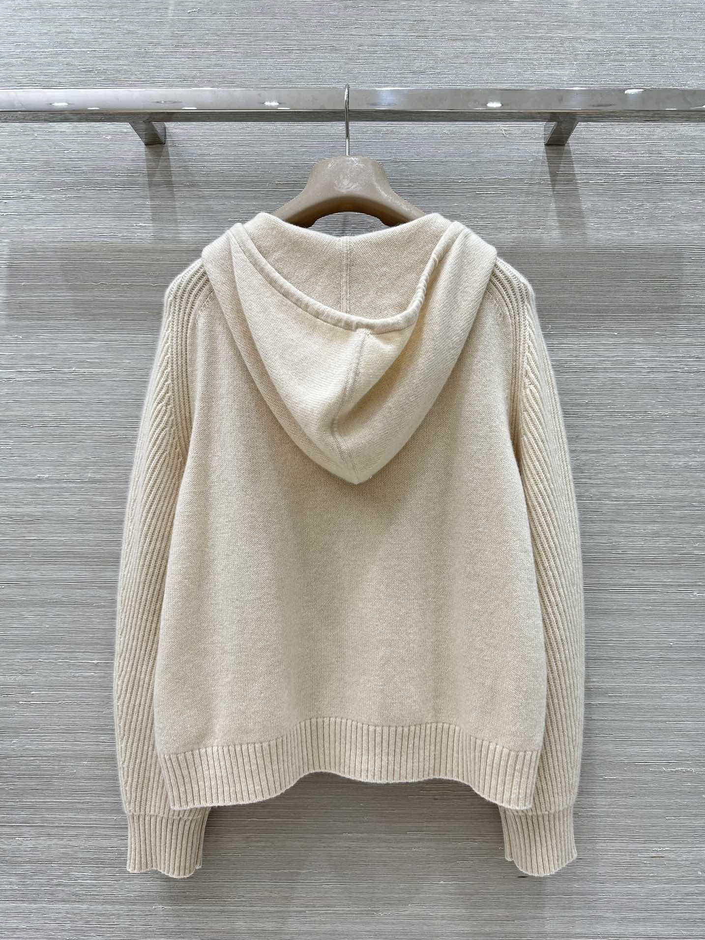 Luxurious Autumn Wool LP with High-End Quality Control and Stylish Swiss Crocheting - 图片 9