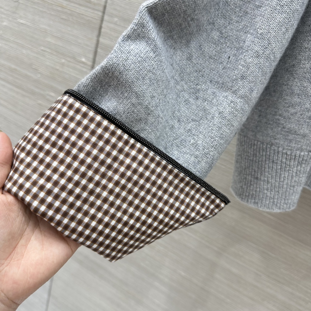 “High-Quality Gray Tweezer Dress: Customizable, Stylish, and Comfortable One-Size-Fits-All Package for Autumn-Winter Fashion” - 图片 7