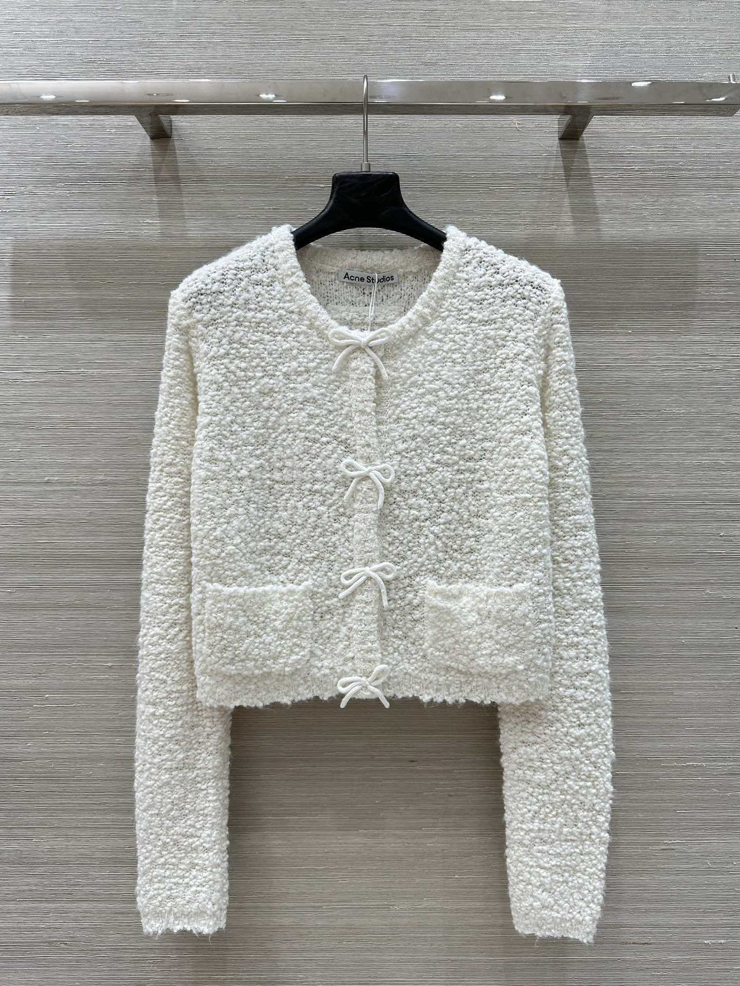 “YB Custom Velvet Suit: Acne 25 New Autumn Collection Review”