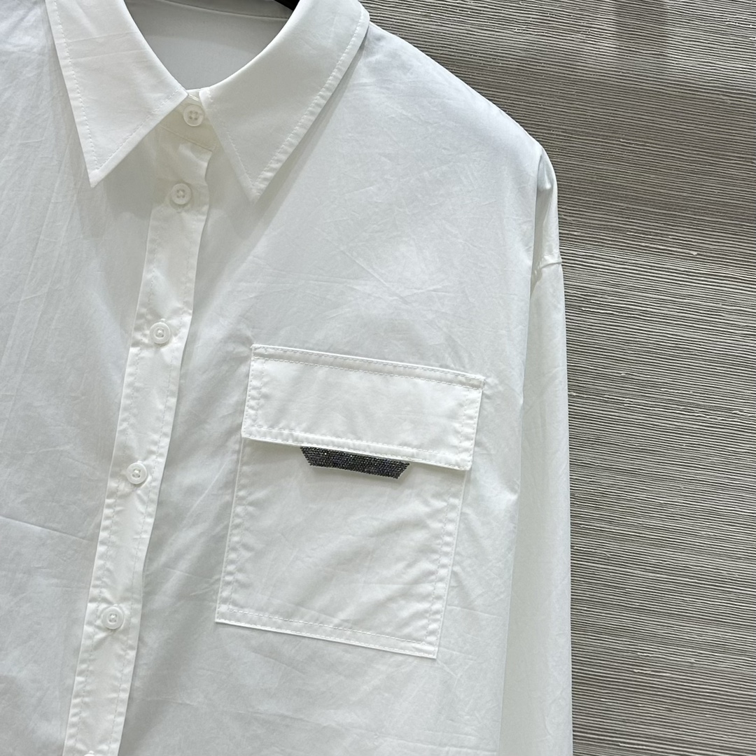 “Original Women’s Suit with High-Quality Packaging, Business Style, Cotton Shirt, Elite Design – Simple and Elegant” - 图片 4