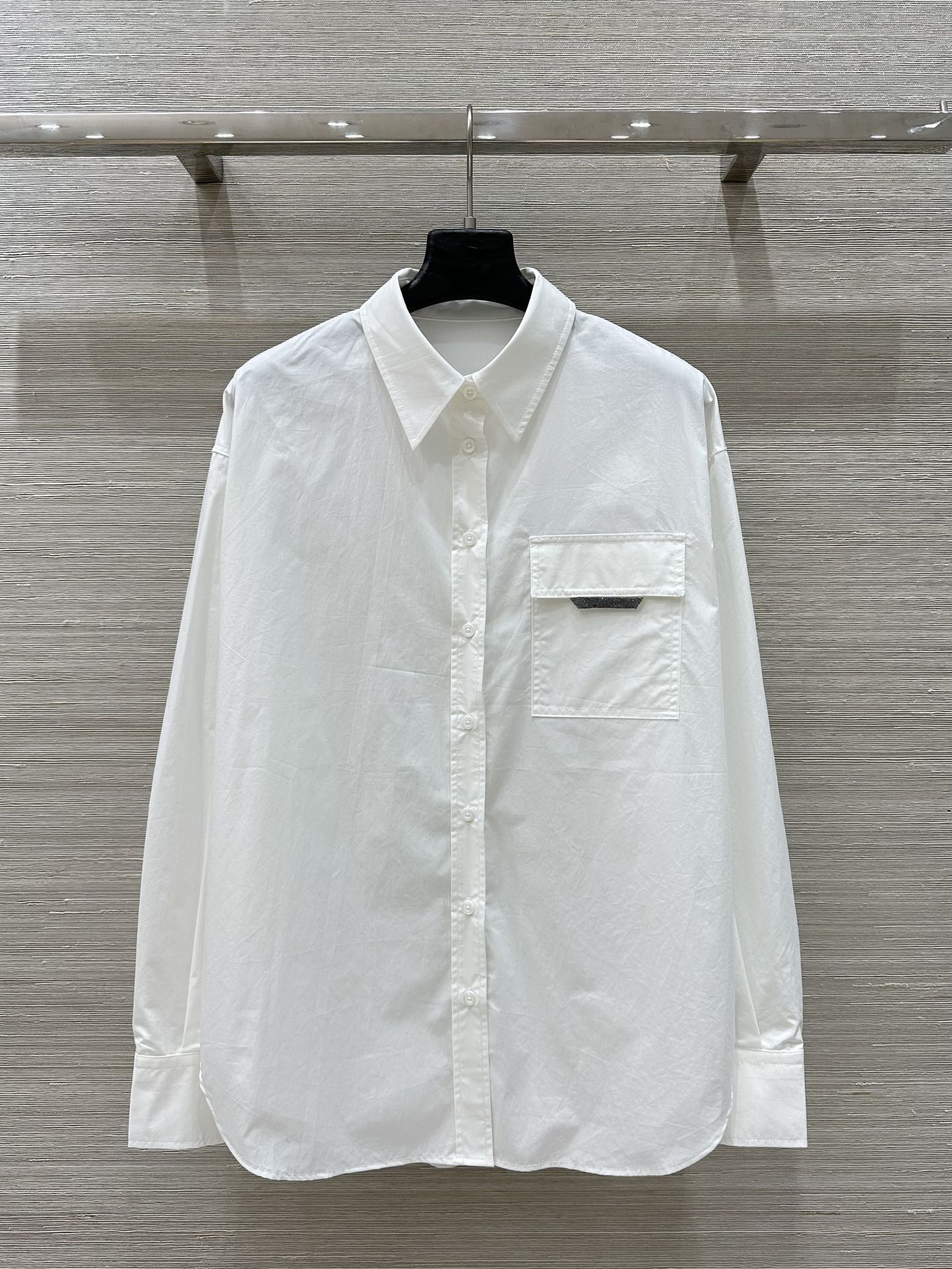 “Original Women’s Suit with High-Quality Packaging, Business Style, Cotton Shirt, Elite Design – Simple and Elegant”