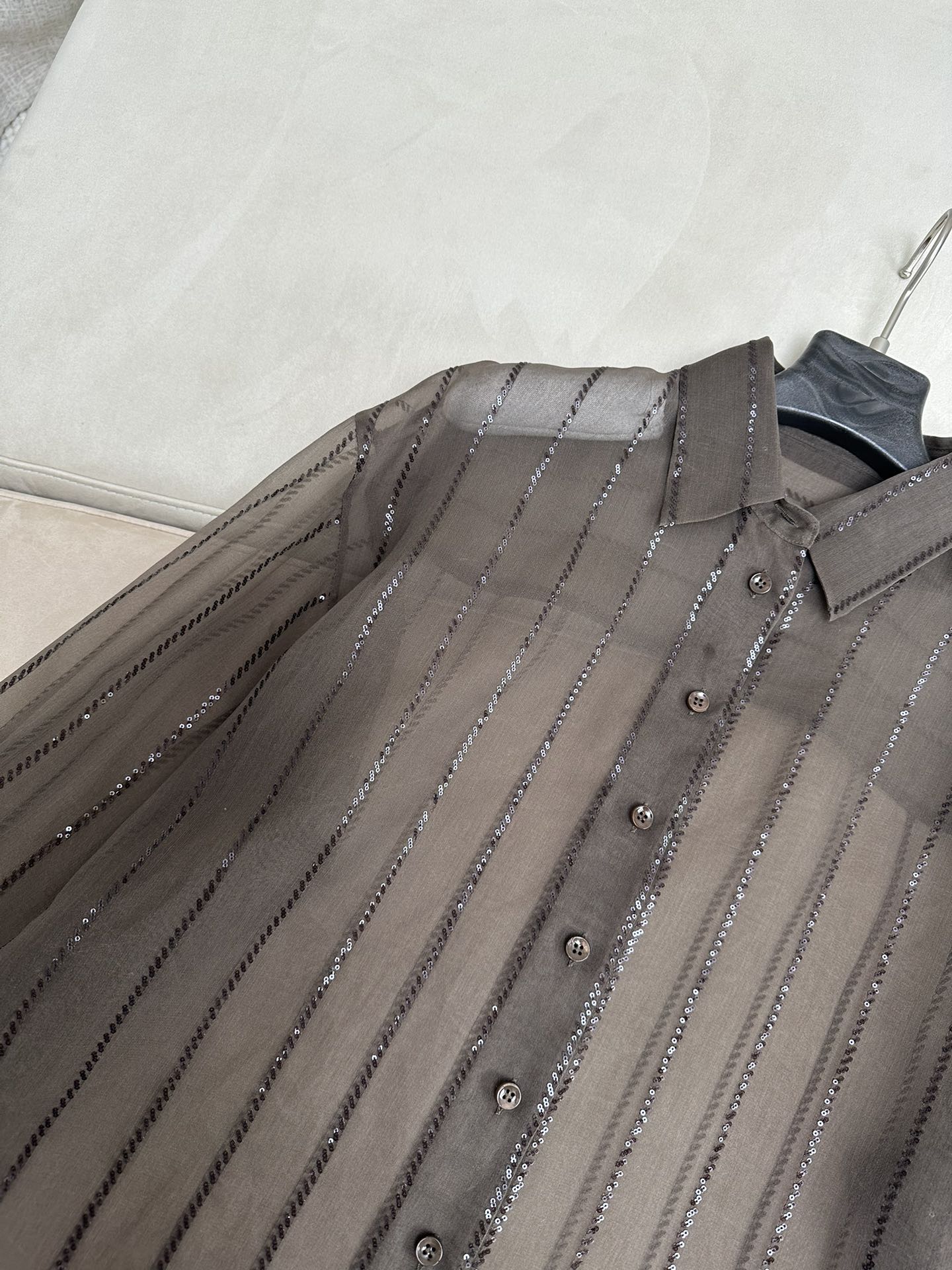 High-End Single-Size Female Jacket with Exclusive Seogan Lacquer Embroidery, Elegant Design. - 图片 5