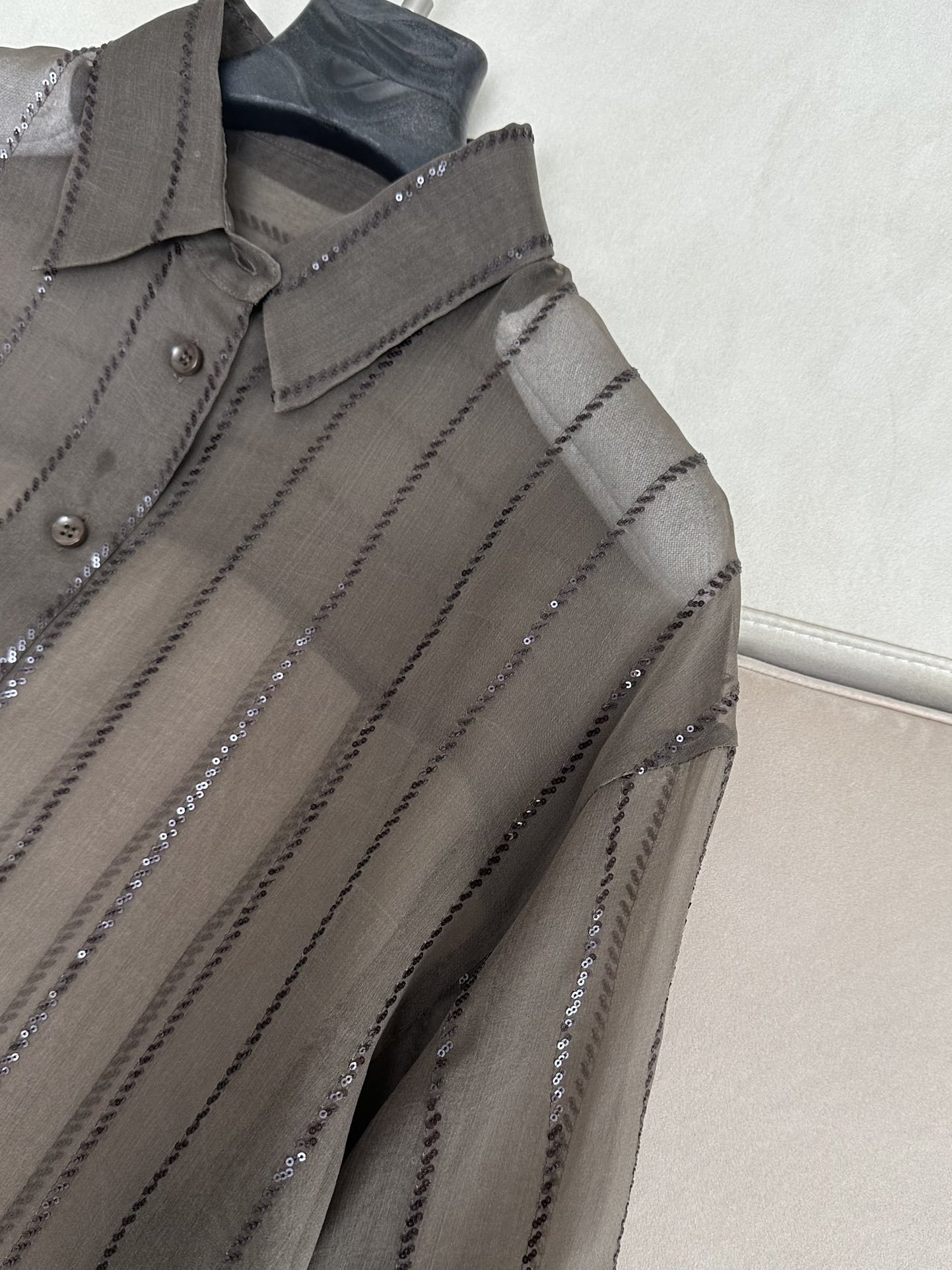 High-End Single-Size Female Jacket with Exclusive Seogan Lacquer Embroidery, Elegant Design. - 图片 4
