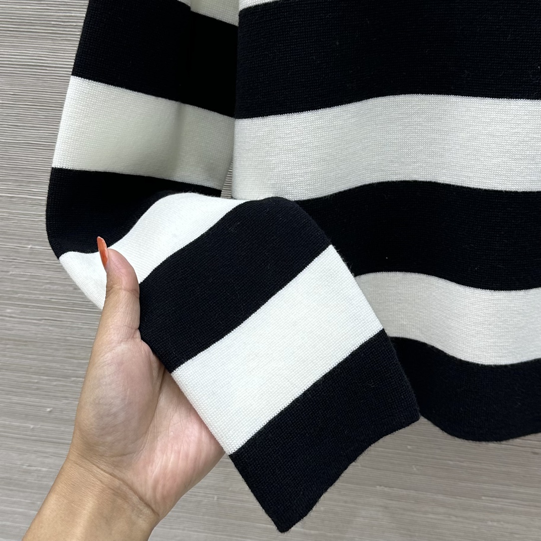 P612 Original Women’s Suit: High-Quality, Elegant Design with Toothbrush Stripes - 图片 6
