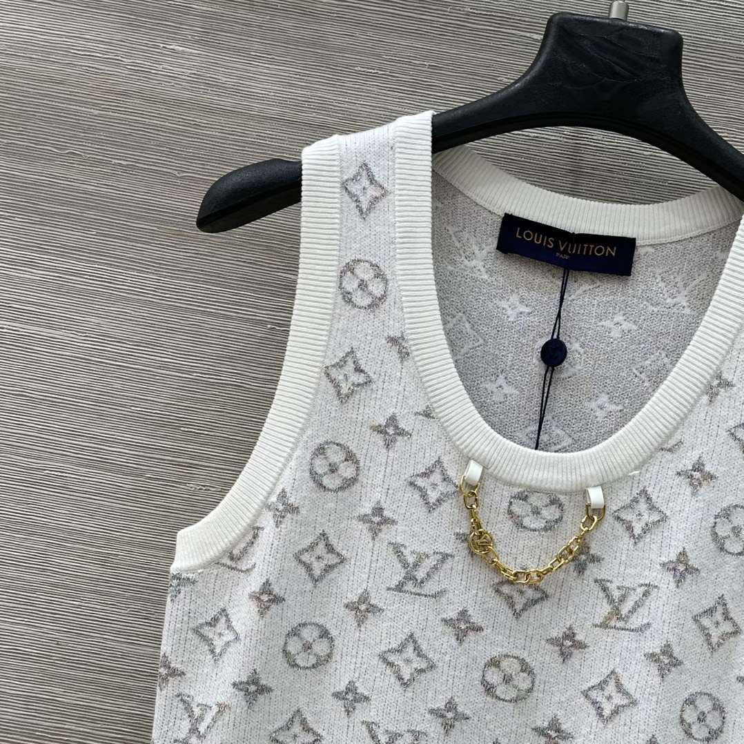 Luxury Scavenger Dress Collection: High-End Fashion with Intricate Details and Body Accommodation - 图片 3