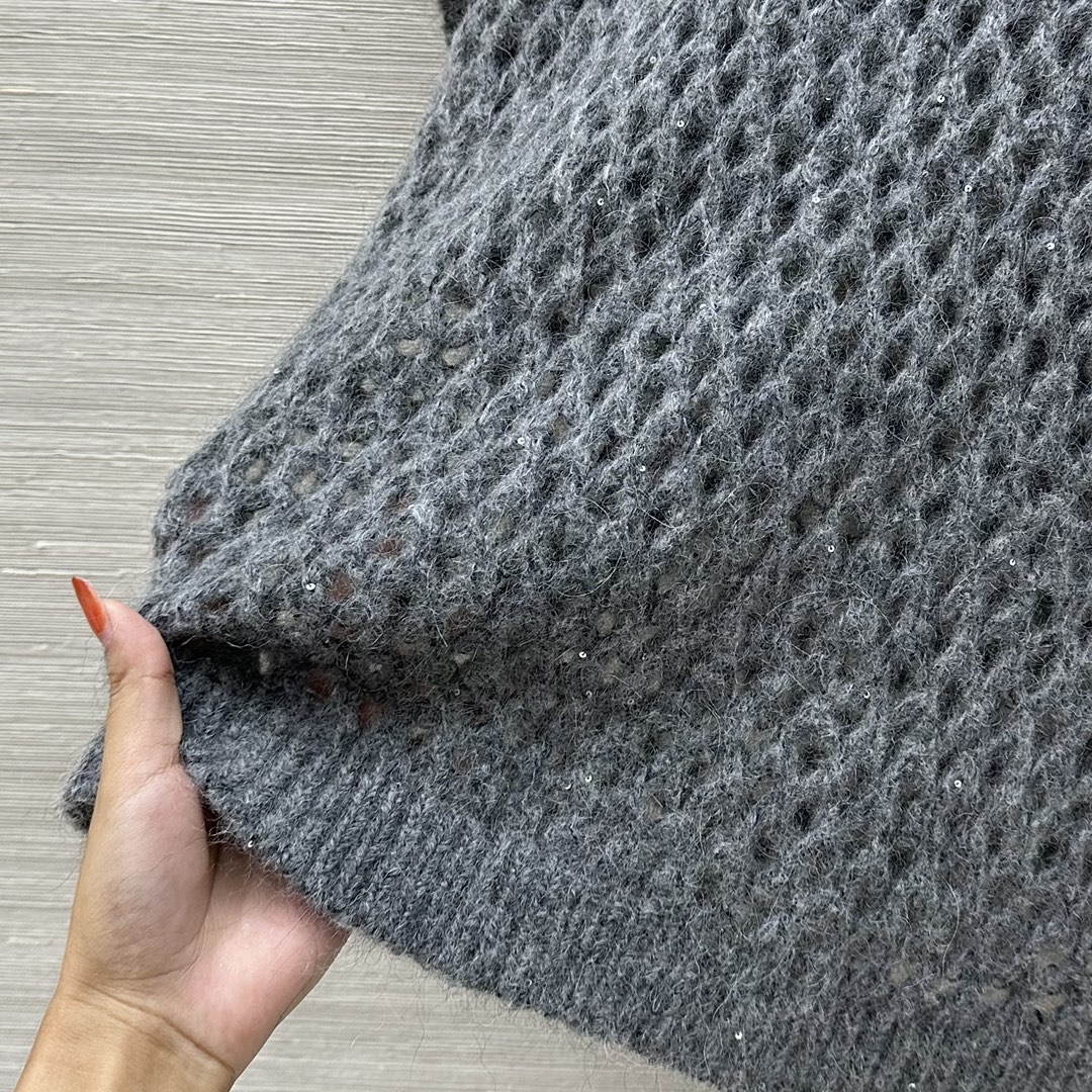 Luxurious Italian and Swiss Women’s Suit Collection for Fall/Winter Season – High-End Monolithic Quality and Elegance! - 图片 6