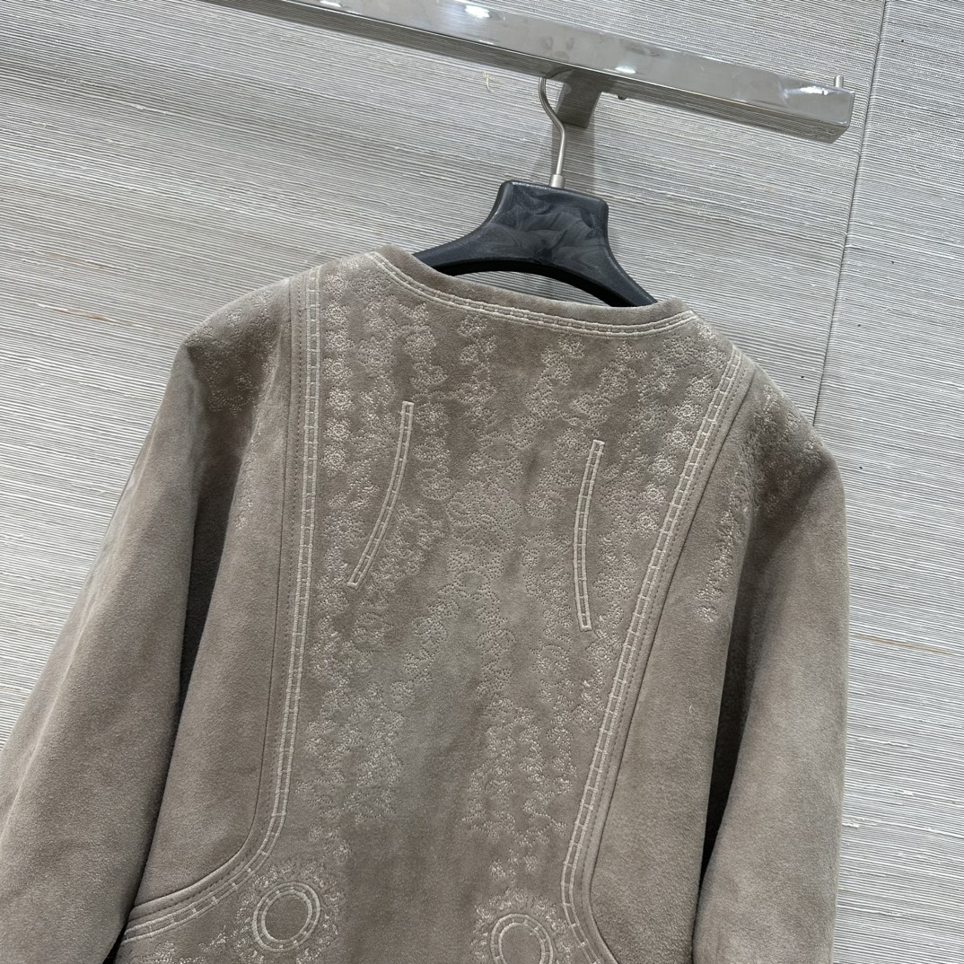“Superstar Straws: 25-Year-Old Female Outfit with Velvet Embroidery and Dust-Proof Bag” - 图片 9