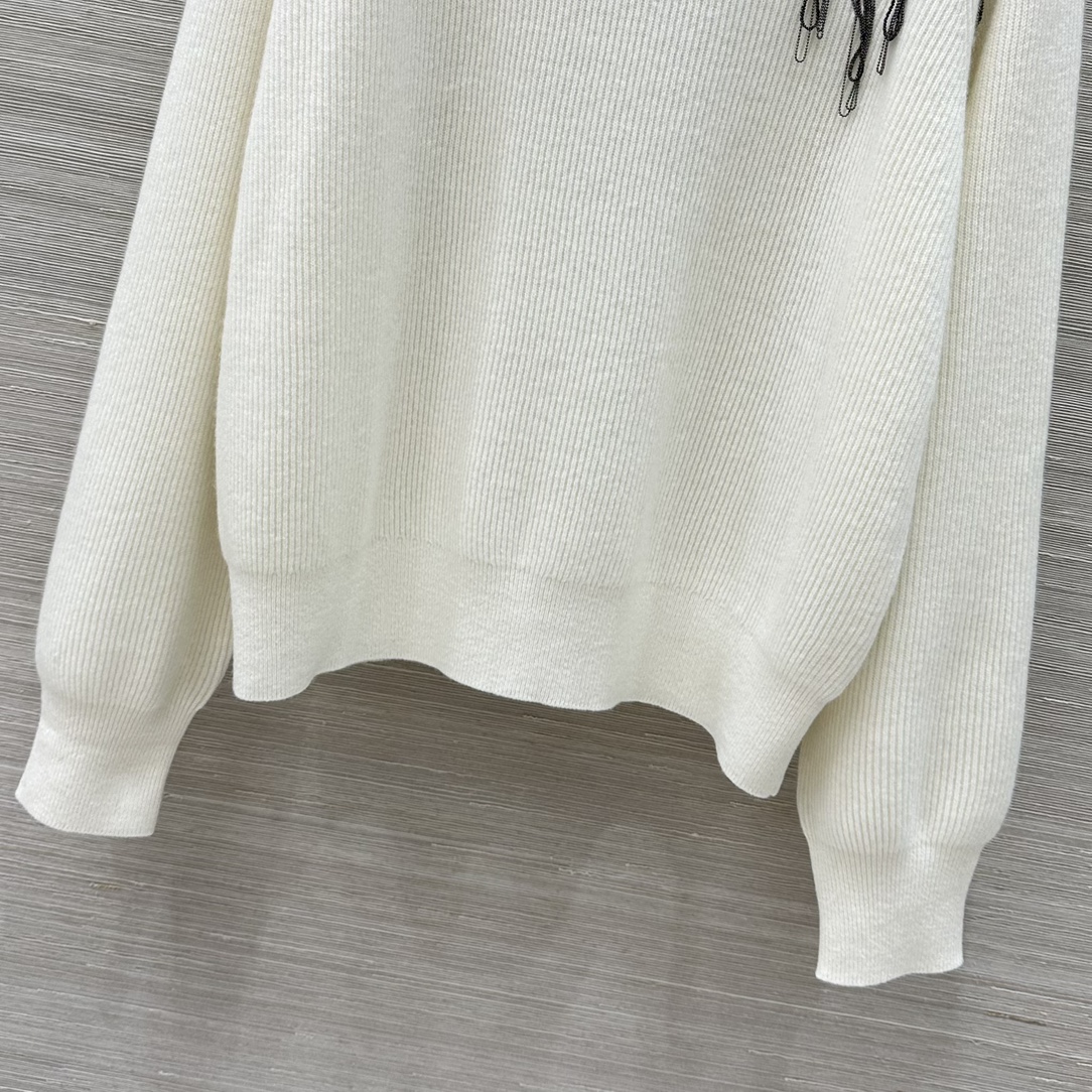 “Women’s Wool Dress with Wrapper: Elegant, Cozy, and Luxurious Style in Classic Loose-Shouldered Design” - 图片 6