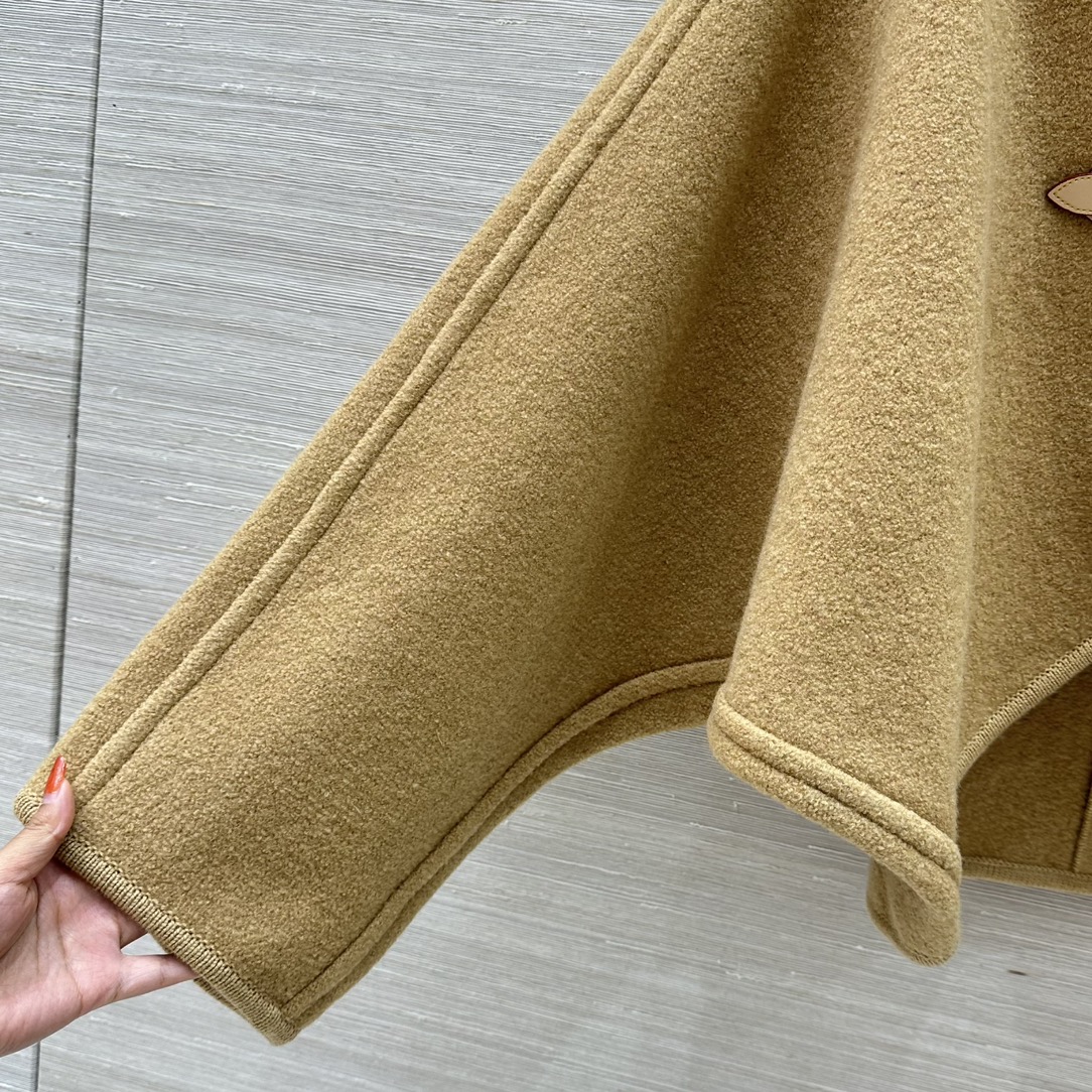 Title: P1416 Women’s Suit: High-Quality Package for Autumn/Winter Collection Summary: P1416 suit for women, age 25, features twisted wool, simple collars, - 图片 7
