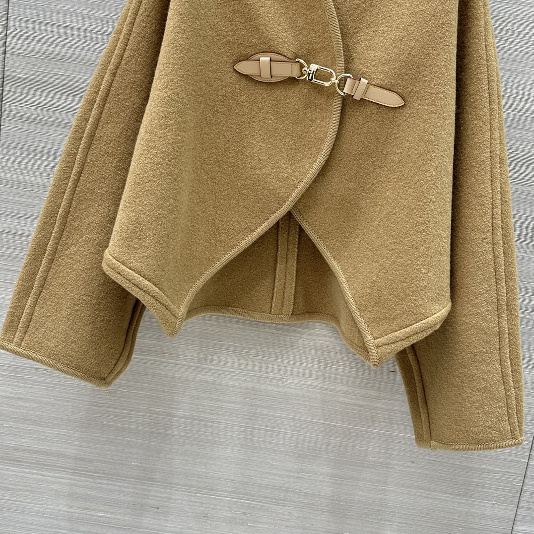 Title: P1416 Women’s Suit: High-Quality Package for Autumn/Winter Collection Summary: P1416 suit for women, age 25, features twisted wool, simple collars, - 图片 6