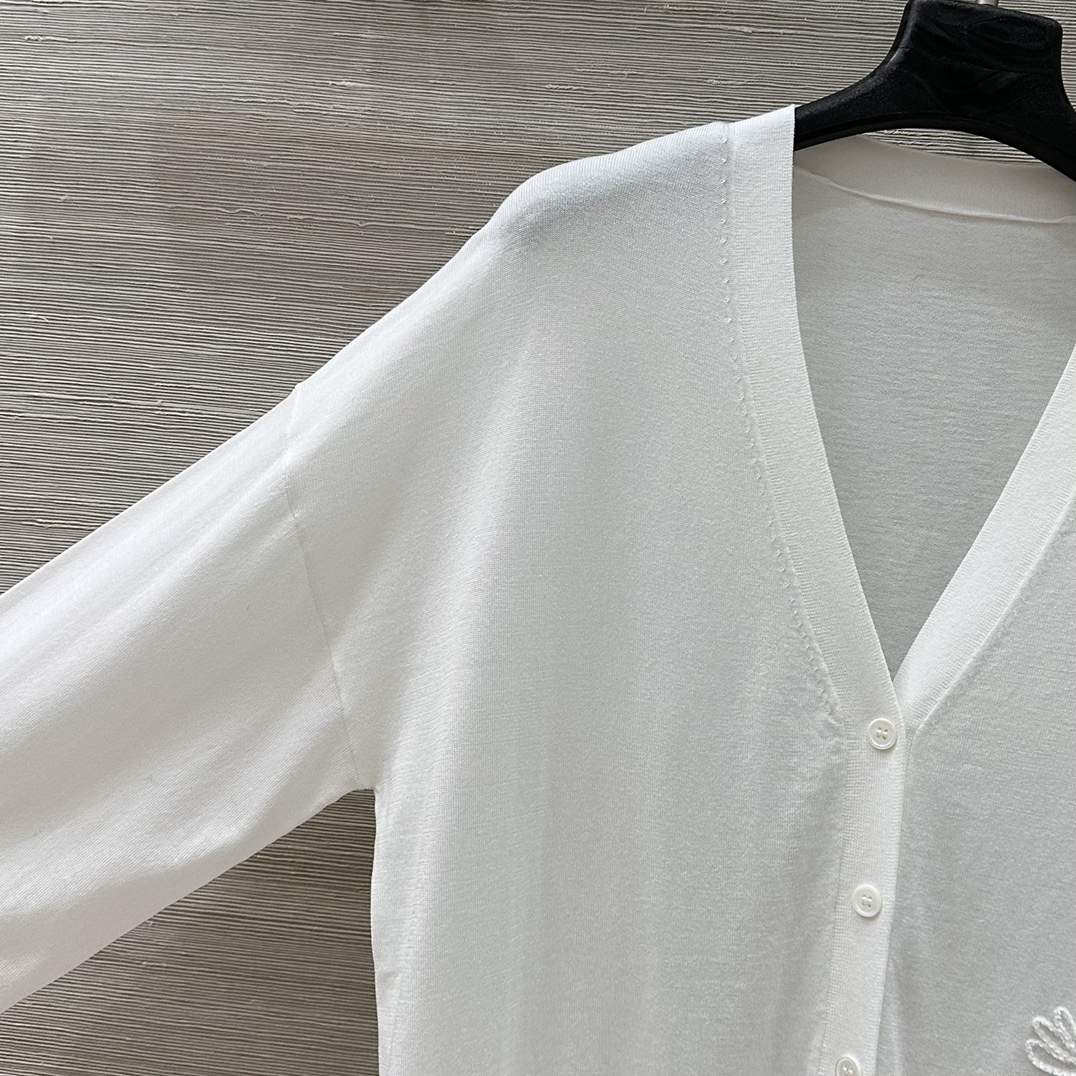 “P648: One-Size-Fits-All Dress for Women – Stylish, Luxurious Design for 25 Autumn Winters” - 图片 3