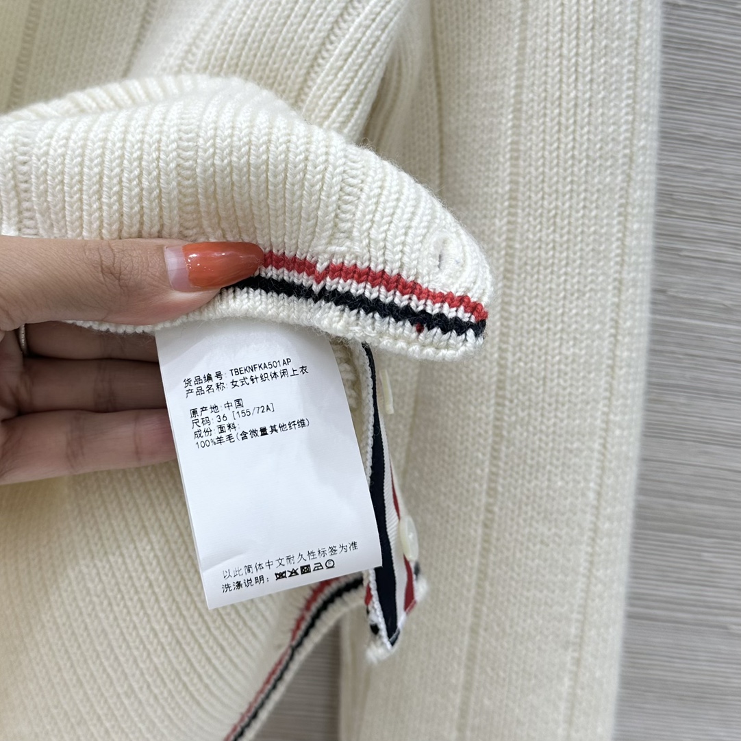 “British Style Wool Blend Sweater: Classic Round-Collar H-Style for High-End Single Women” - 图片 8