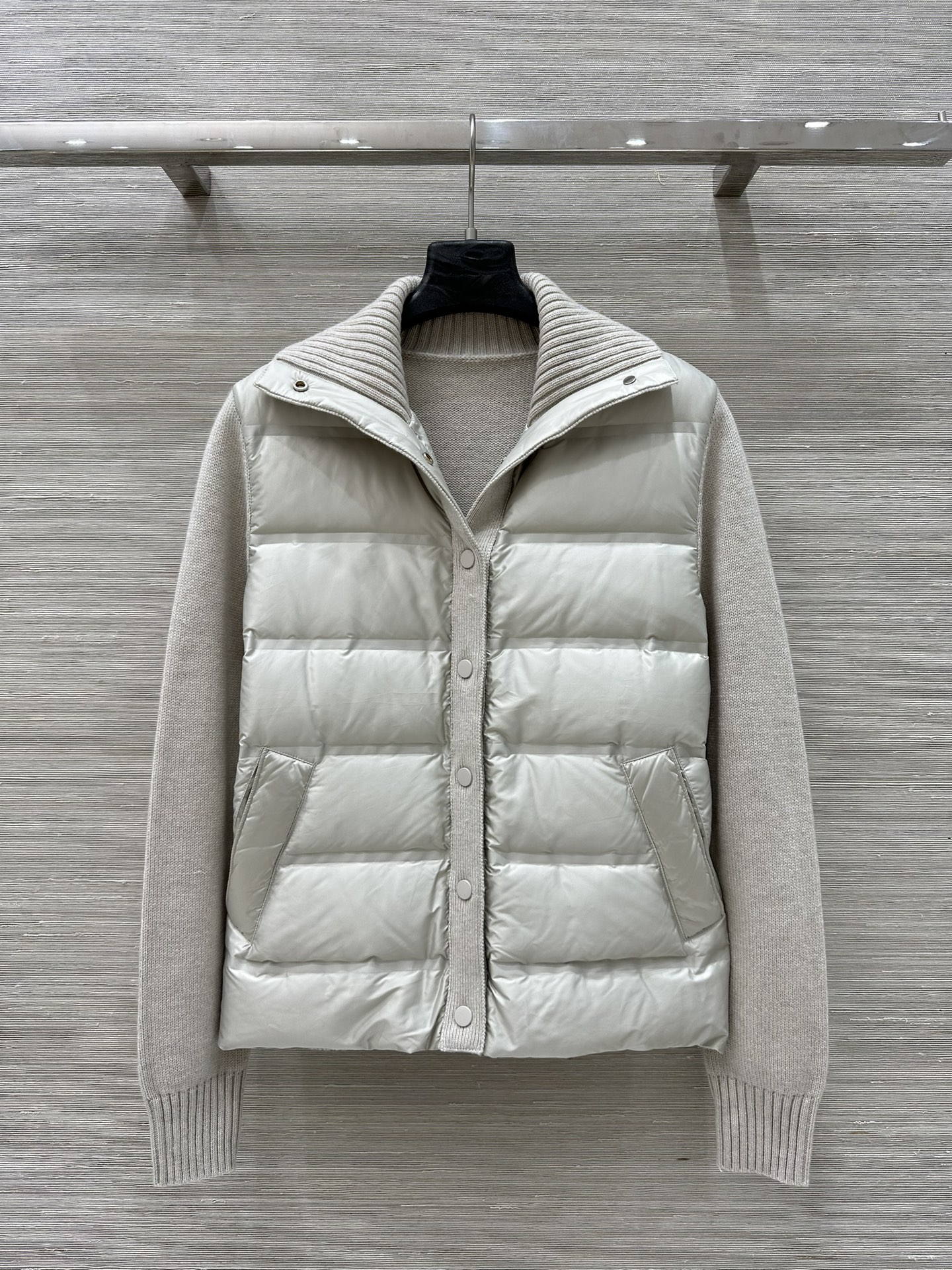 “P1464: One-Size-Fits-All Velvet Jacket Collection for Winter – High Quality, Elegant Design” - 图片 2