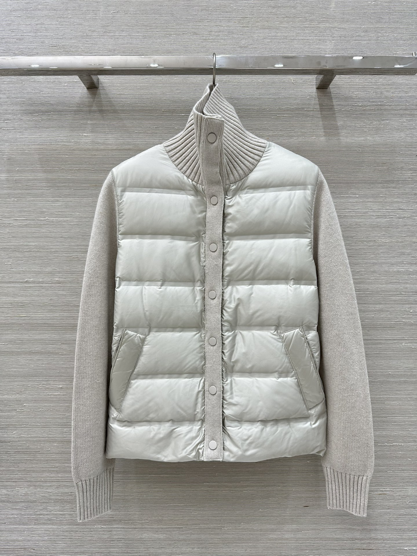 “P1464: One-Size-Fits-All Velvet Jacket Collection for Winter – High Quality, Elegant Design” - 图片 1