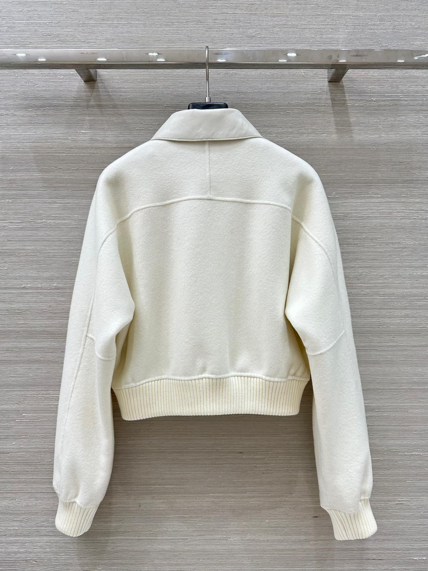 Luxurious Handmade Sheepskin Nymph Jacket with Needle Embroidery - 图片 9