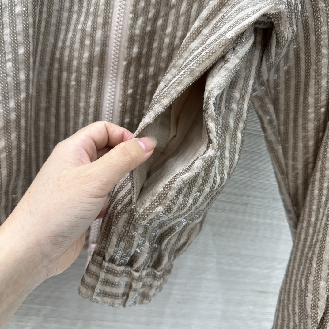 Title: P1200 Female Suit: High-End Quality, Old Money Style, Swiss Embroidery, Cozy, Heavy, Elegant, Various Sizes. - 图片 7