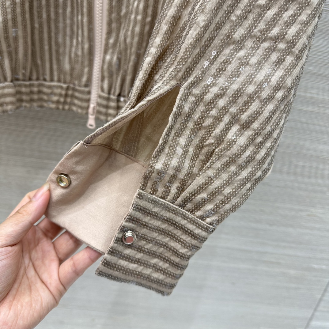 Title: P1200 Female Suit: High-End Quality, Old Money Style, Swiss Embroidery, Cozy, Heavy, Elegant, Various Sizes. - 图片 5