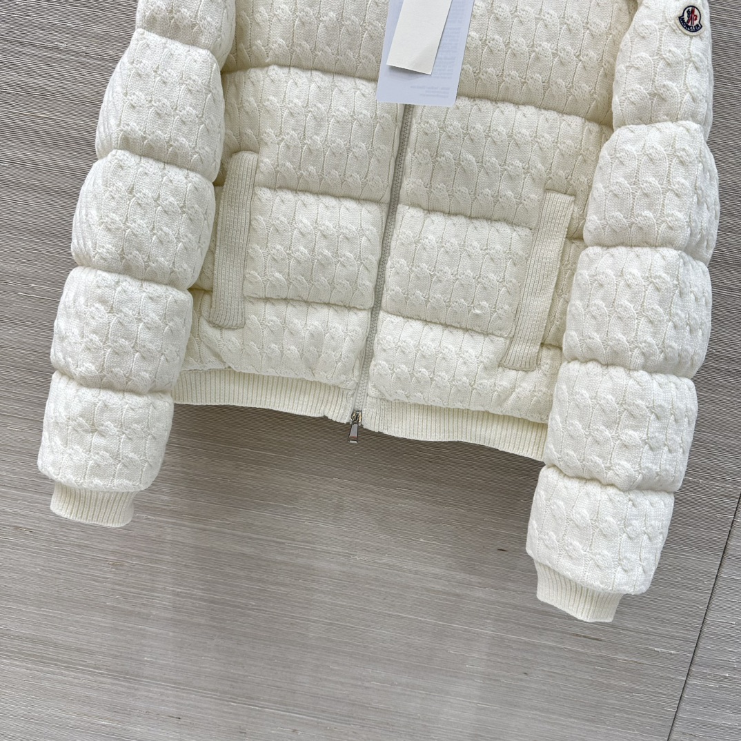 Moncler Women's White Wool Cable Knit Down Puffer Jacket Winter Coat 6 i1756574583 2296 2
