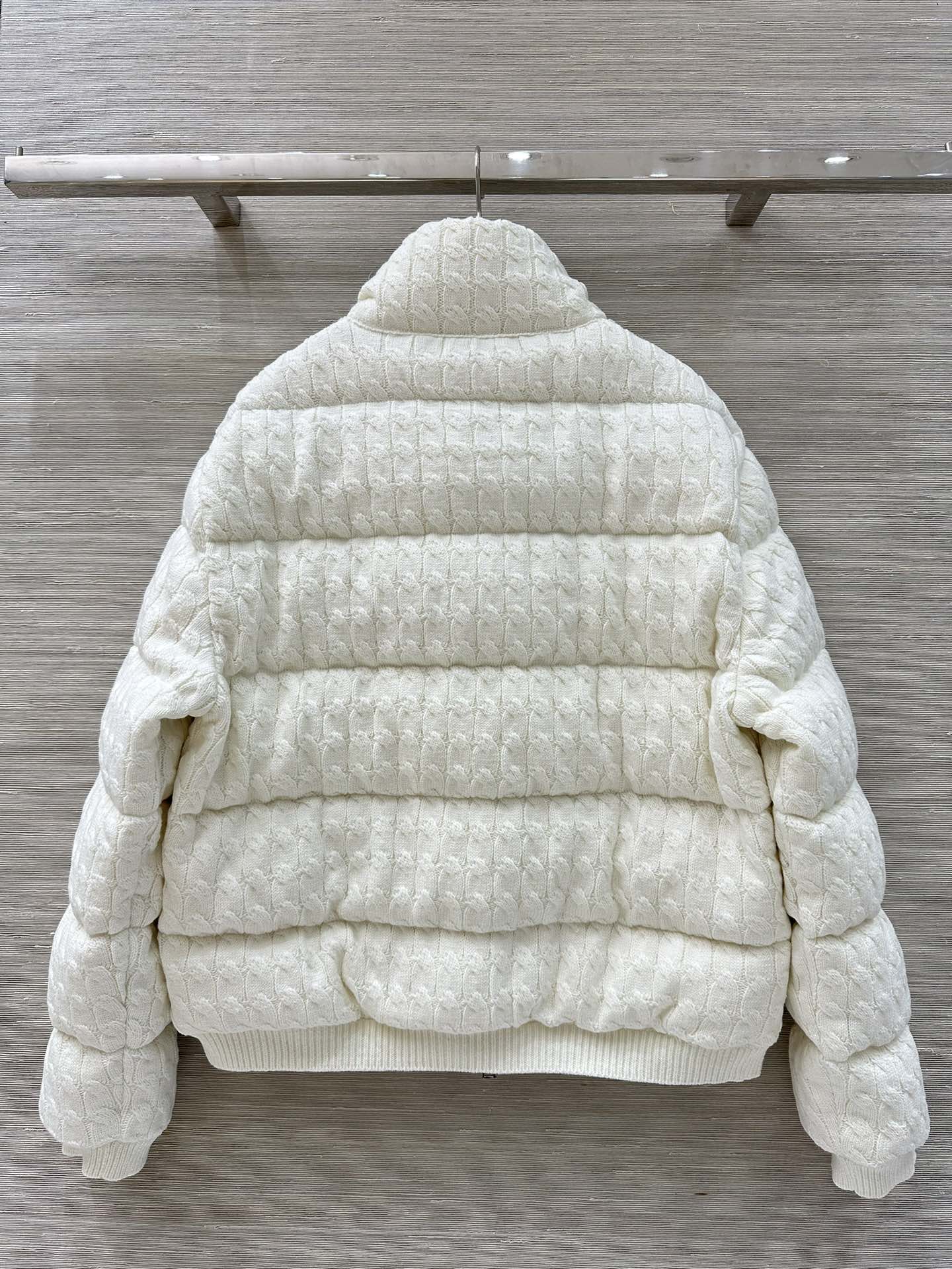 Moncler Women's White Wool Cable Knit Down Puffer Jacket Winter Coat 10 i1756574583 623 3