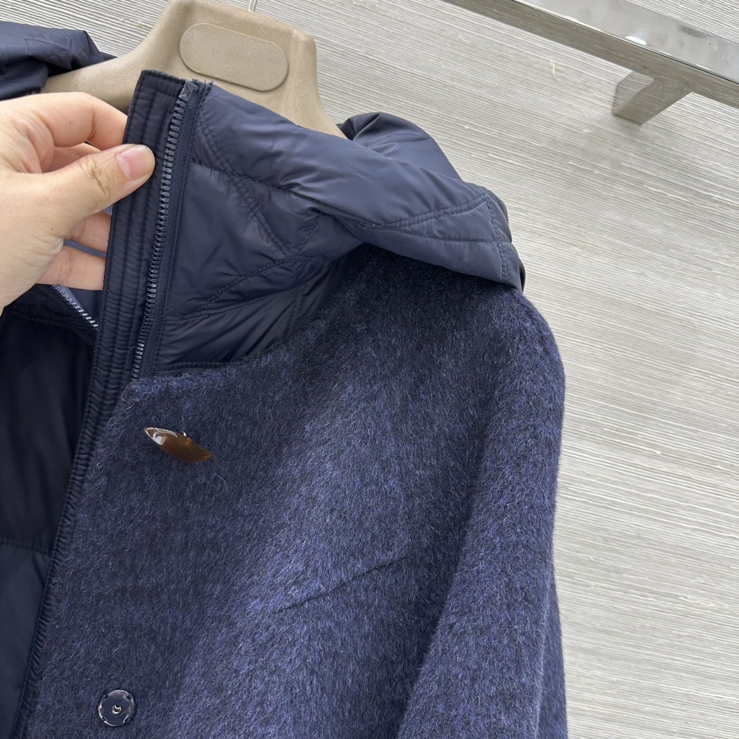 Elegant Wool-Cashmere Blend Coat with Detachable Down Lining and Hood 6 i1757437331 875 7