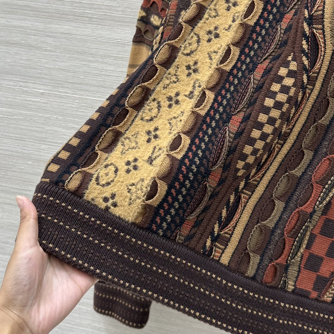 Louis Vuitton x Nigo Monogram Jacquard Knit Sweater Long Sleeve Brown 7 i1759395640 9706 3