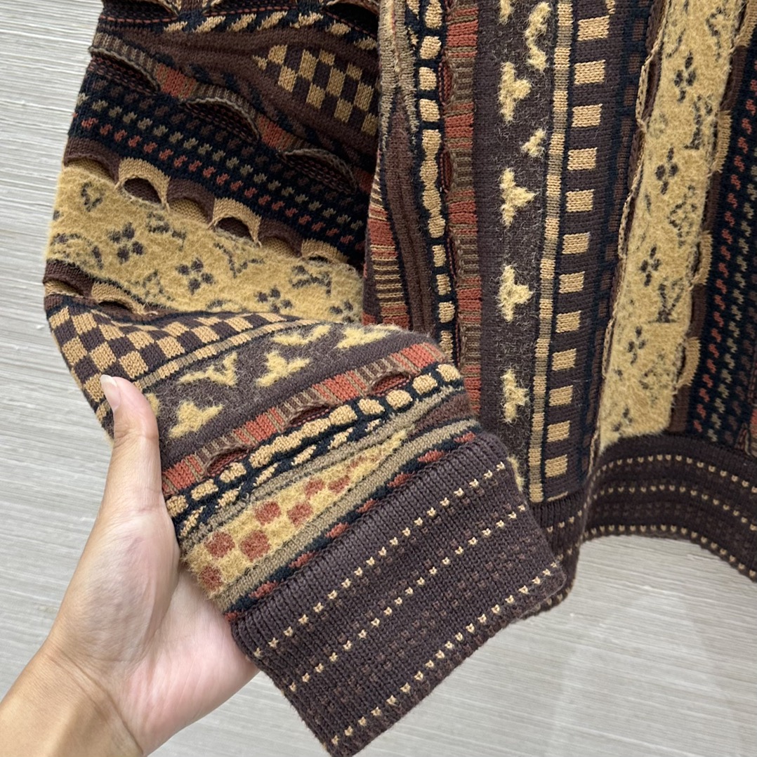 Louis Vuitton x Nigo Monogram Jacquard Knit Sweater Long Sleeve Brown 6 i1759395641 6412 6