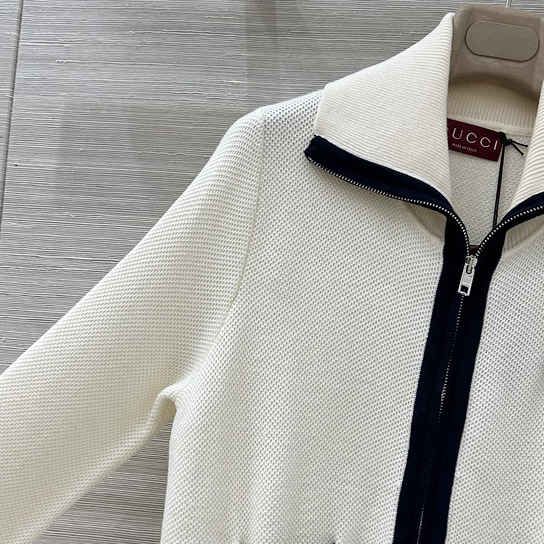 Gucci Women's White Knit Zip Cardigan with Black Trim - Classic Style 3 i1759395693 2206 7