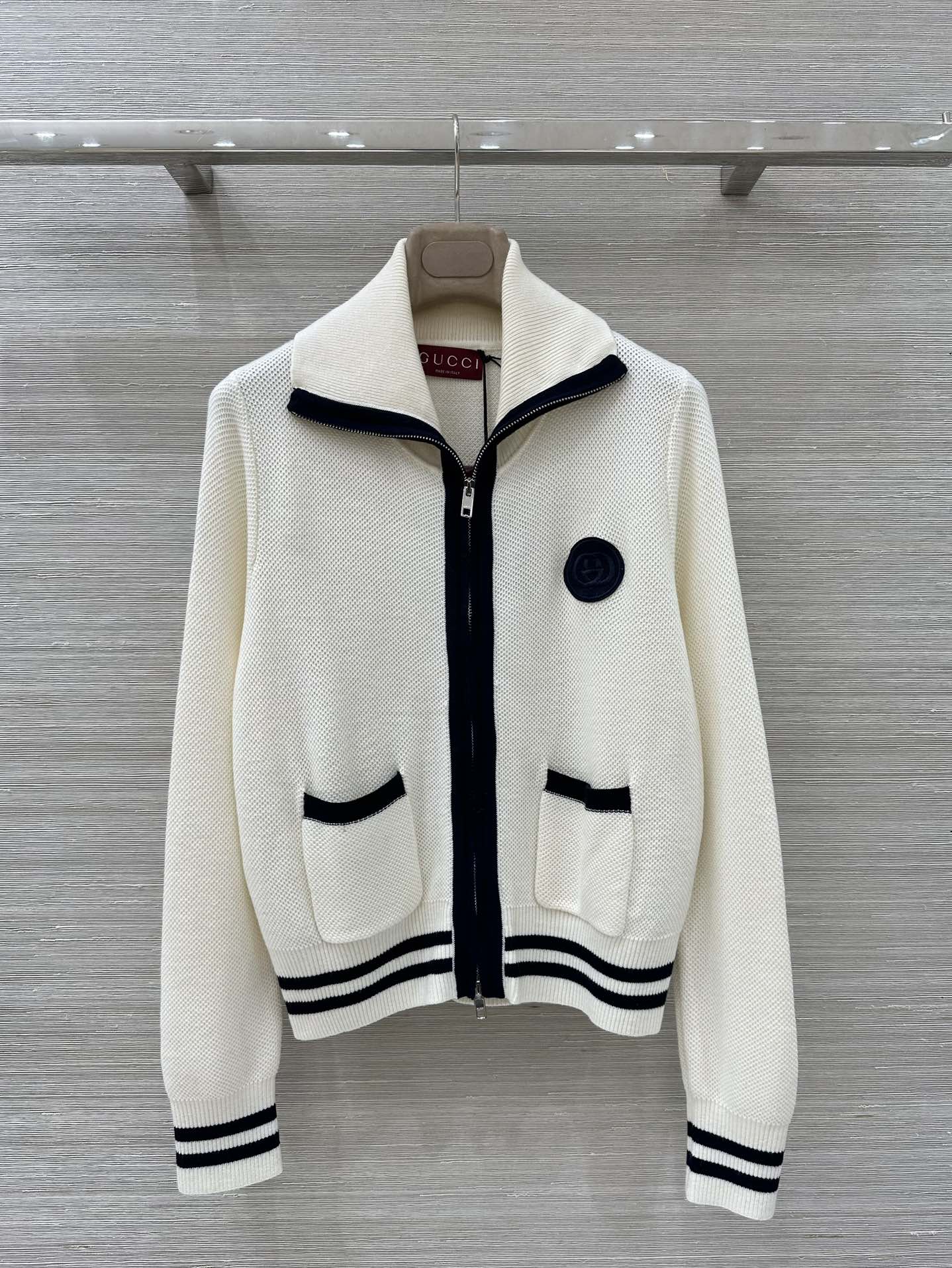 Gucci Women's White Knit Zip Cardigan with Black Trim - Classic Style 1 i1759395693 3593 4