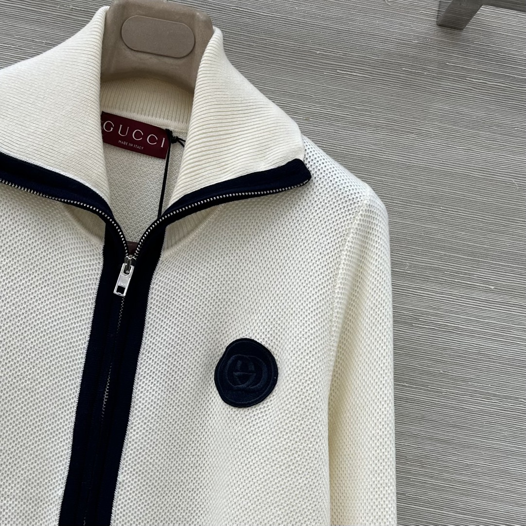Gucci Women's White Knit Zip Cardigan with Black Trim - Classic Style 4 i1759395693 9934 0