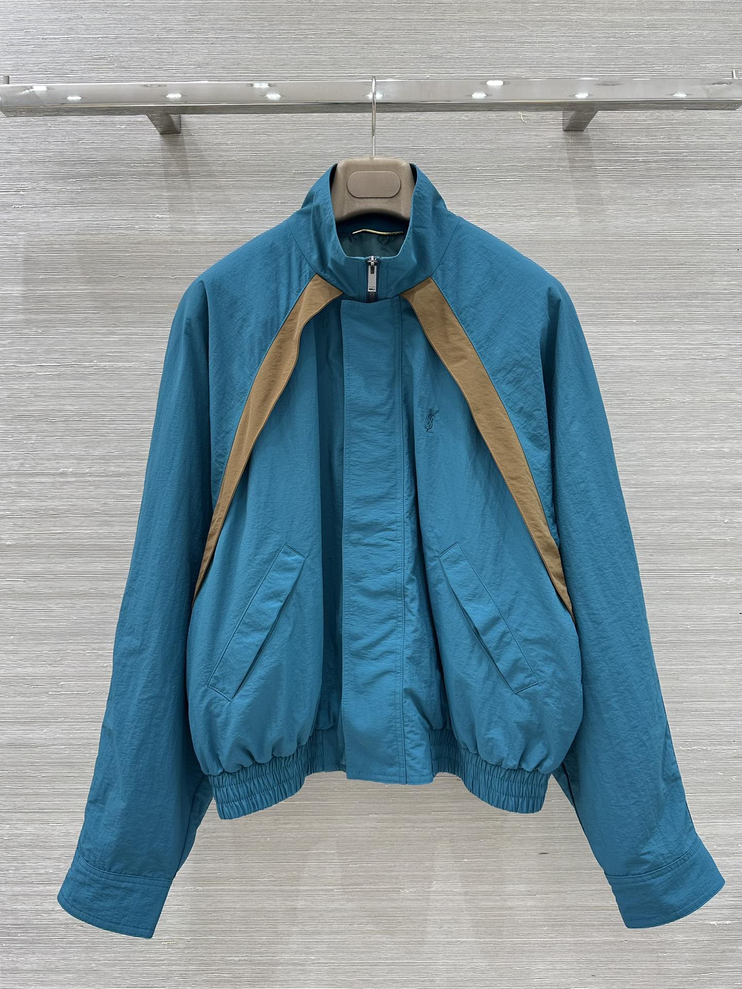 _dFo9suNugUMoGxepmAs5Z-4cdZdKWR_3UvLsh8Q