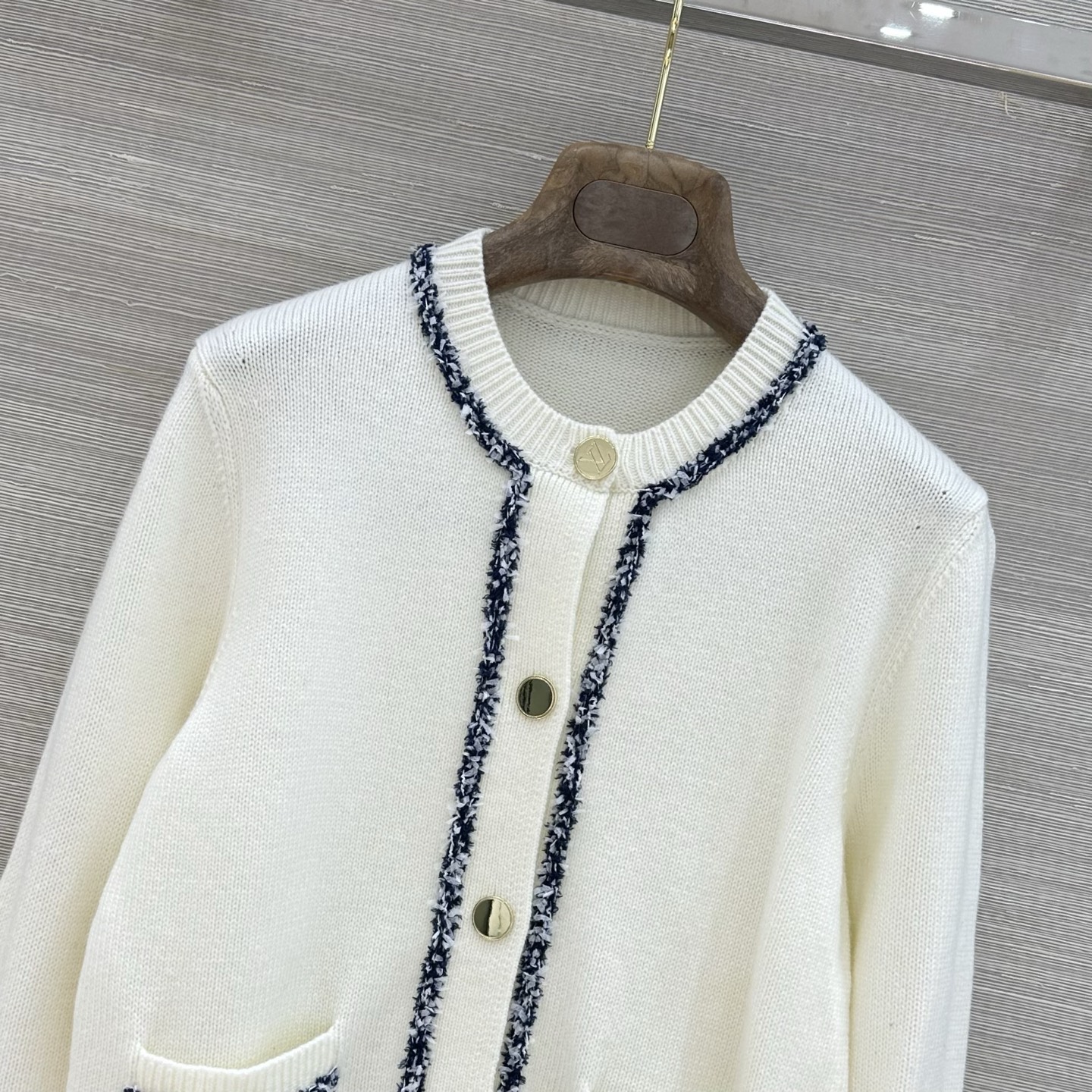 루이비통 여성 가디건 129817 Louis Vuitton Cardigan 썸네일 이미지