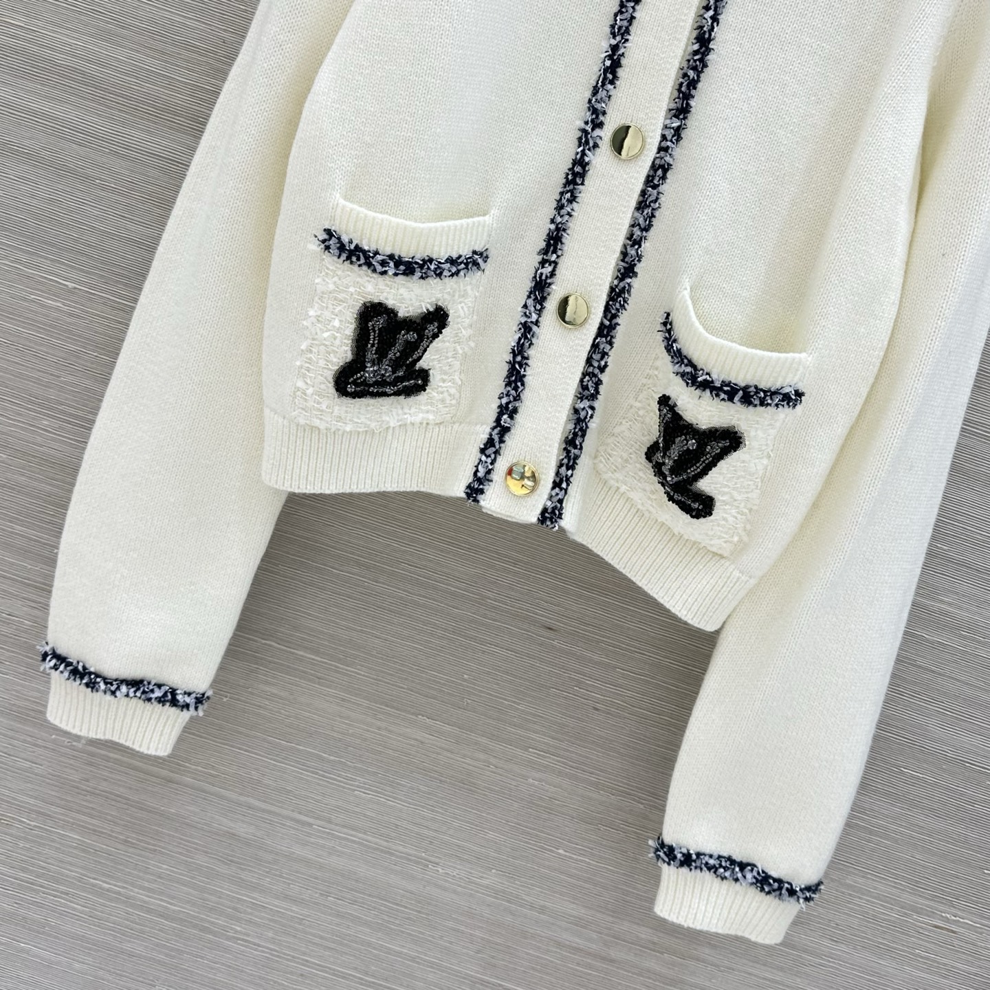 루이비통 여성 가디건 129817 Louis Vuitton Cardigan 썸네일 이미지