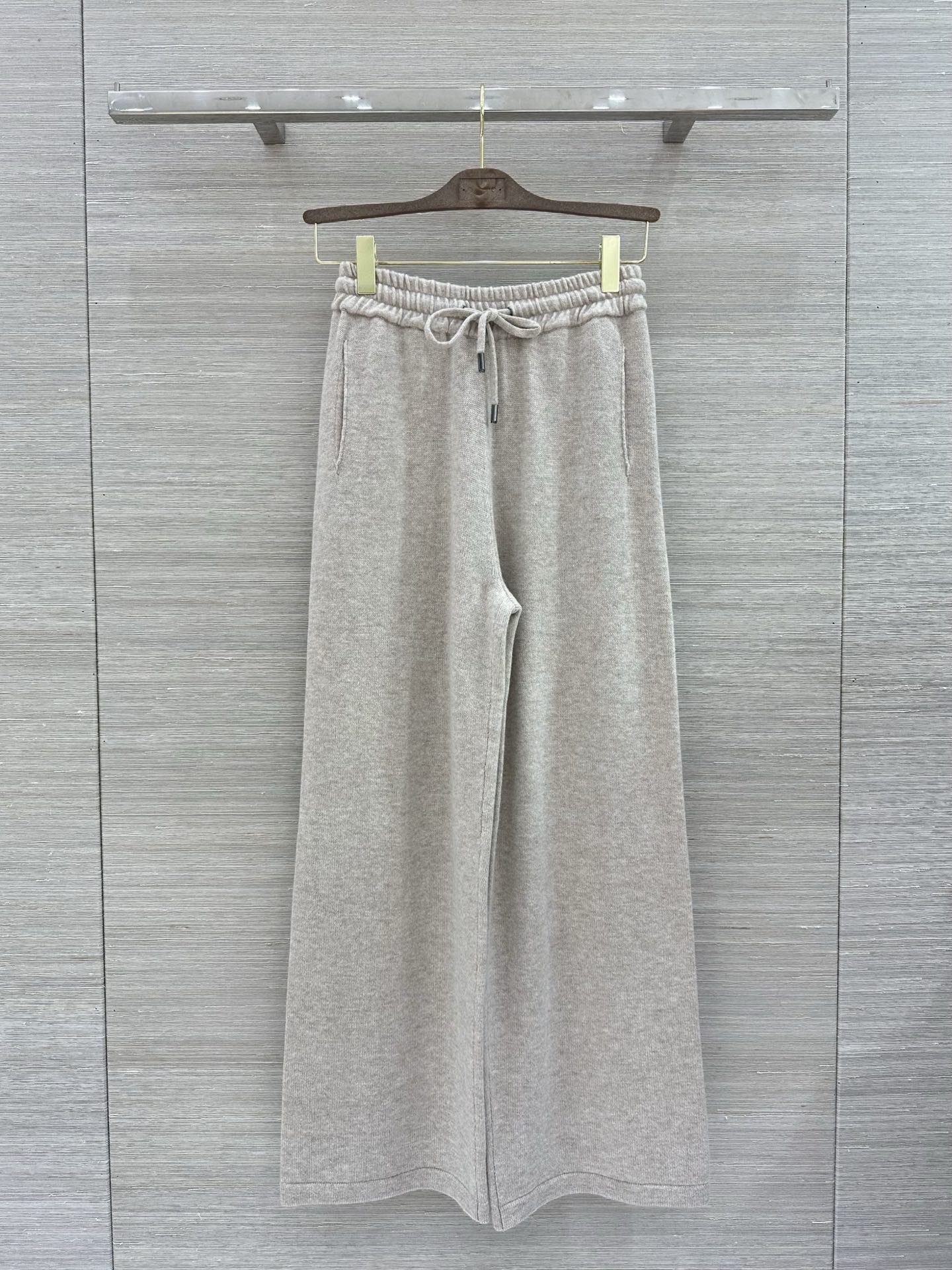 Pantaloni