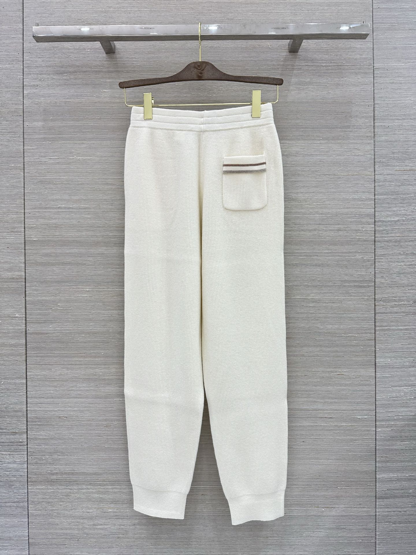 Pantaloni