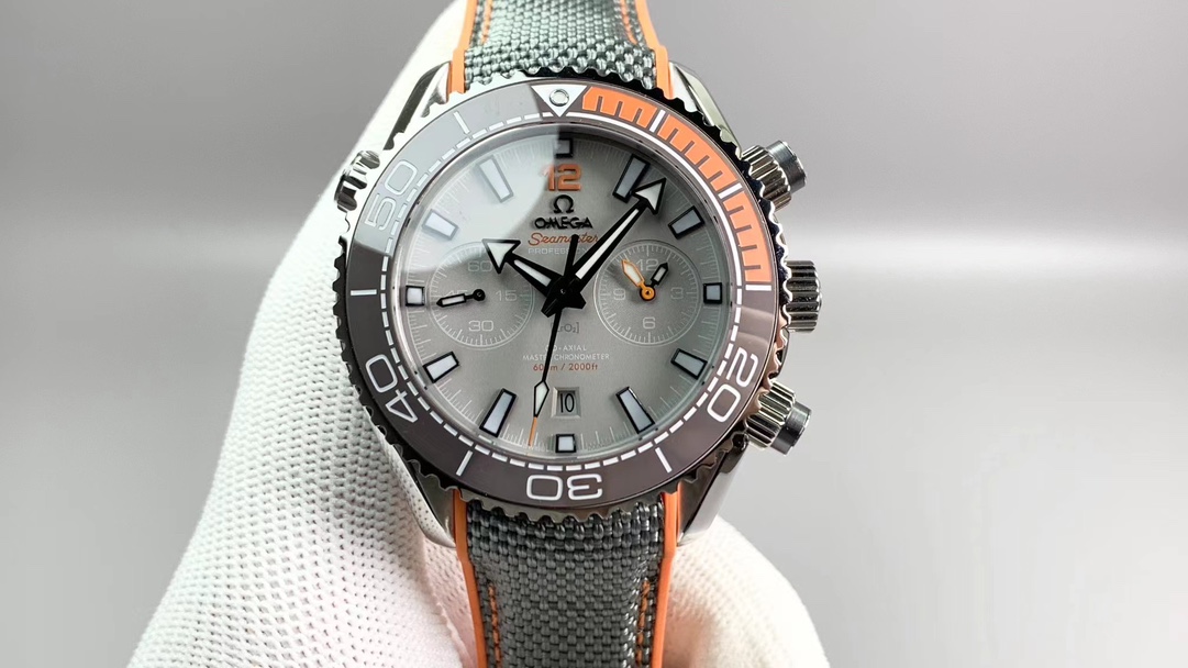 OMEGA שעונים איכות העתק הטובה ביותר
 שחור כחול לבן מקריב גומא חגורת