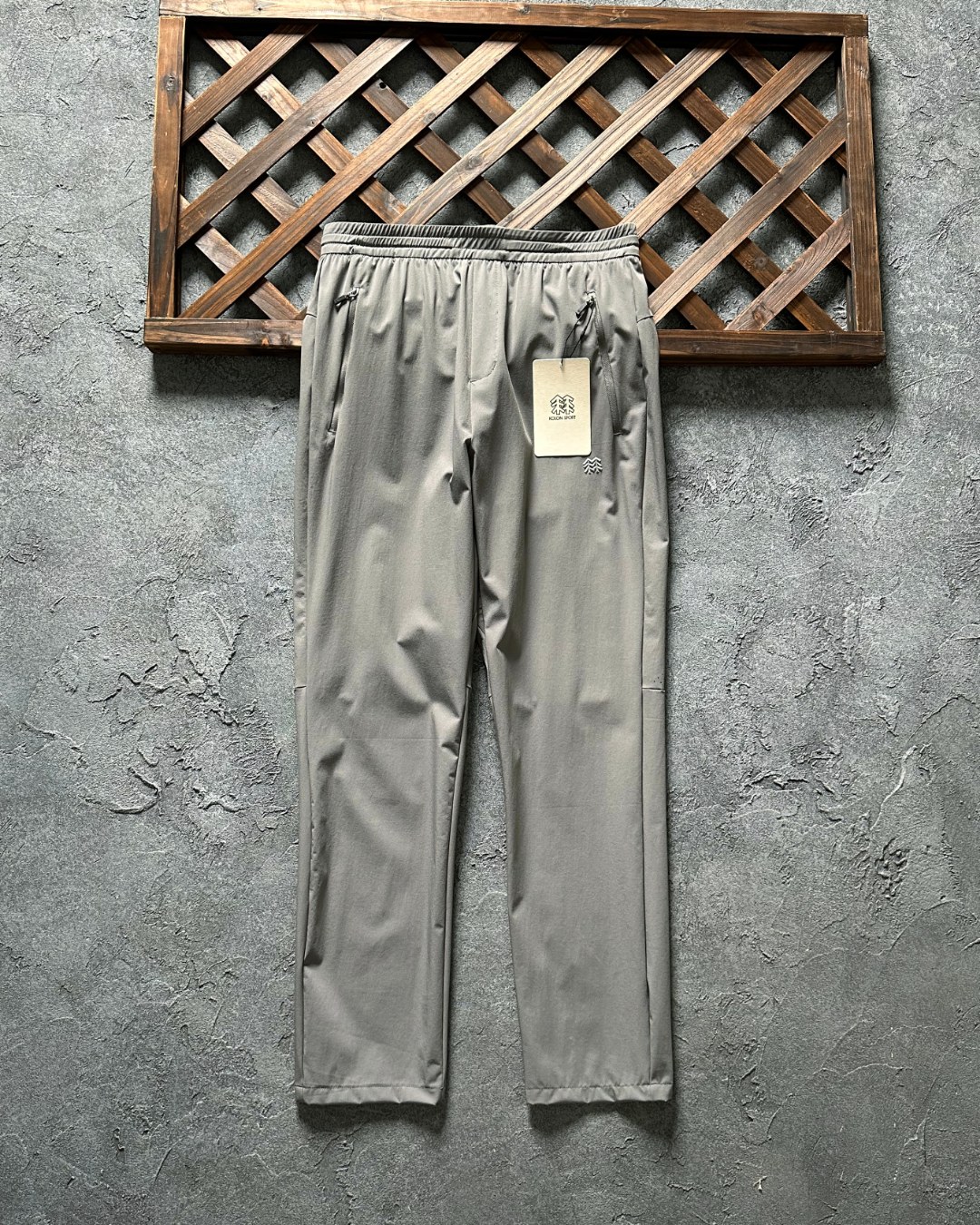 Alternative view of Pants 02521