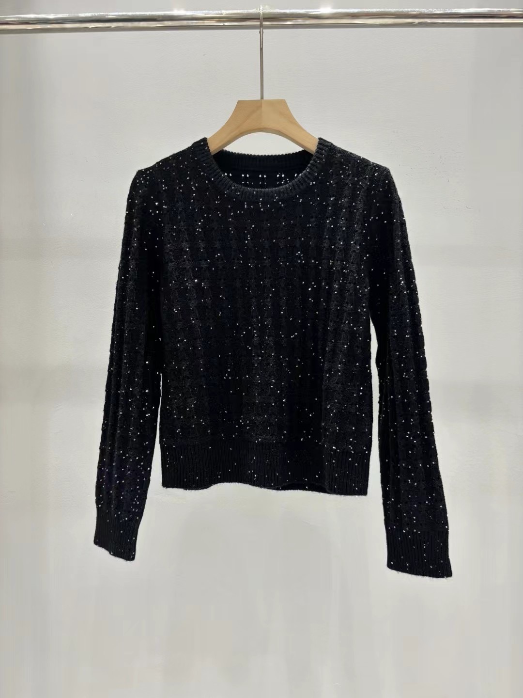 Elegant Women's Black Sequin Knit Sweater - Round Neck, Long Sleeve 2 i1755757992119 4446 0 0