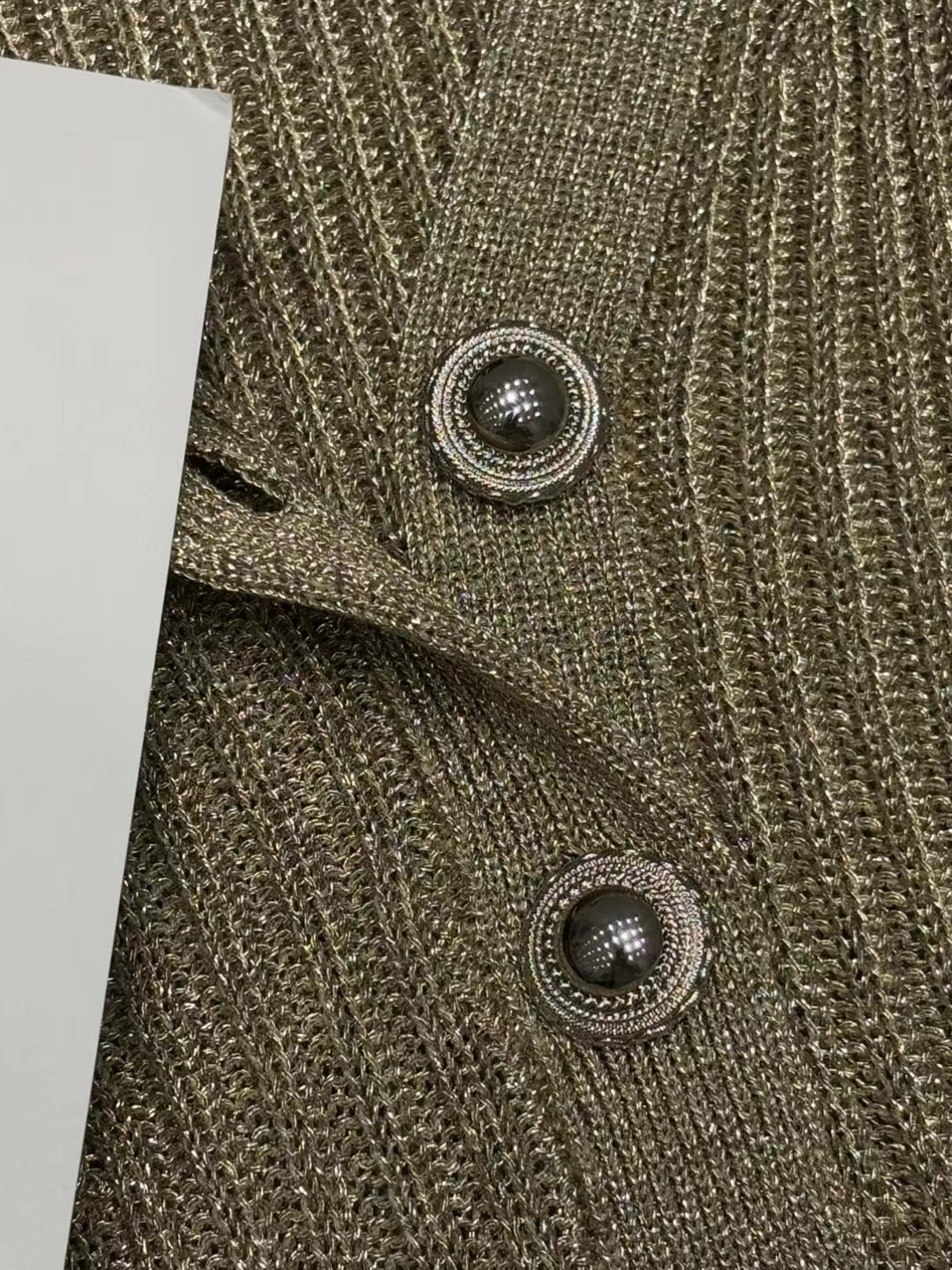 上新🆕🆕《1:1品质》self-Portrait 2025秋冬新款金色气质针织V领连衣裙码数：SML