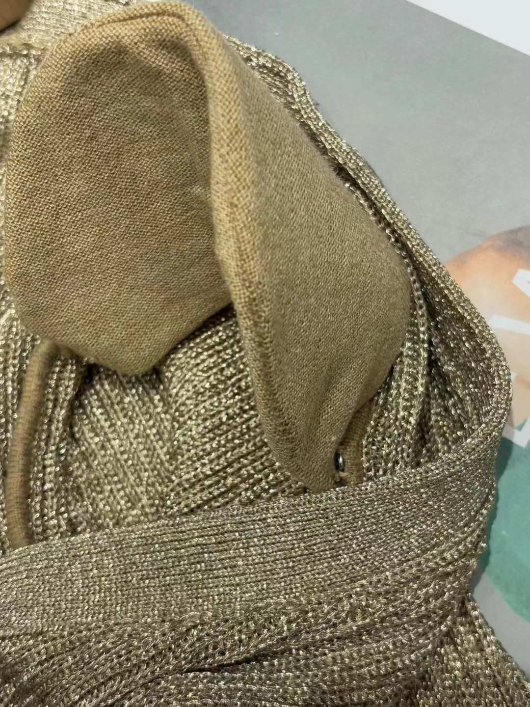 上新🆕🆕《1:1品质》self-Portrait 2025秋冬新款 金色卢勒克斯圆领针织连衣裙长裙码数：