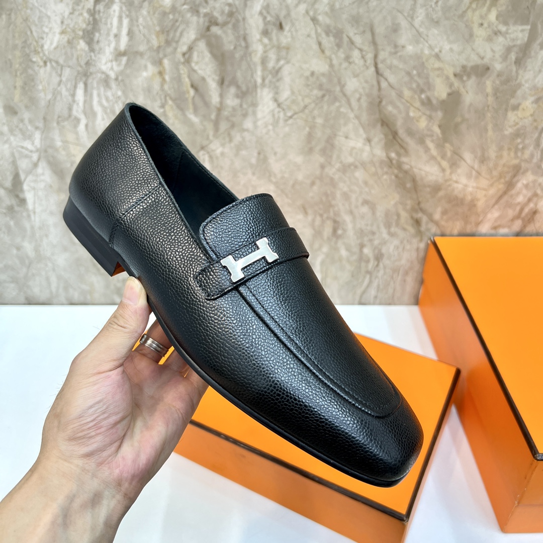 Hermès Giovanni Loafers: Black Leather, Palladium Buckle, Classic Style, Size 39-44 9 i1696481058 3947 7