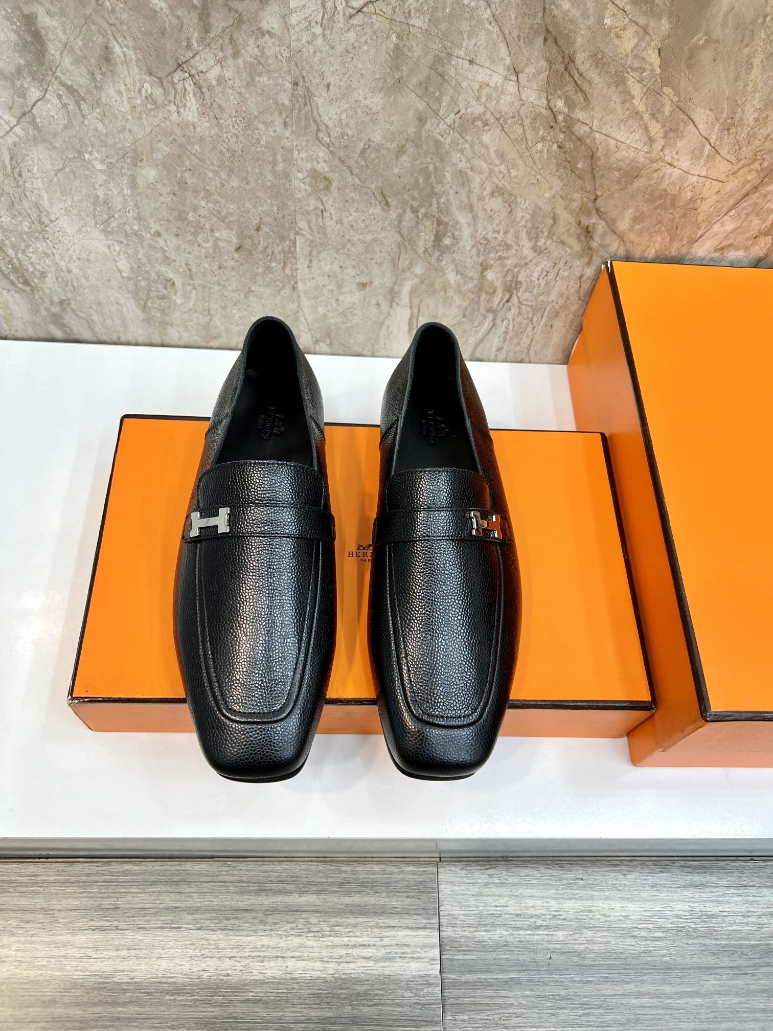 Hermès Giovanni Loafers: Black Leather, Palladium Buckle, Classic Style, Size 39-44 1 Hermès Giovanni Loafers: Black Leather, Palladium Buckle, Classic Style, Size 39-44