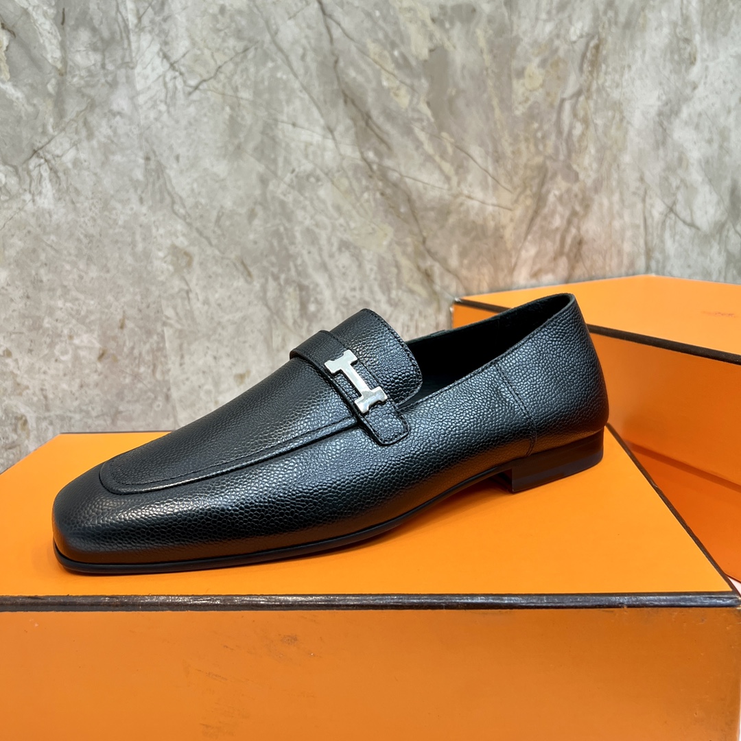 Hermès Giovanni Loafers: Black Leather, Palladium Buckle, Classic Style, Size 39-44 7 i1696481058 9282 5