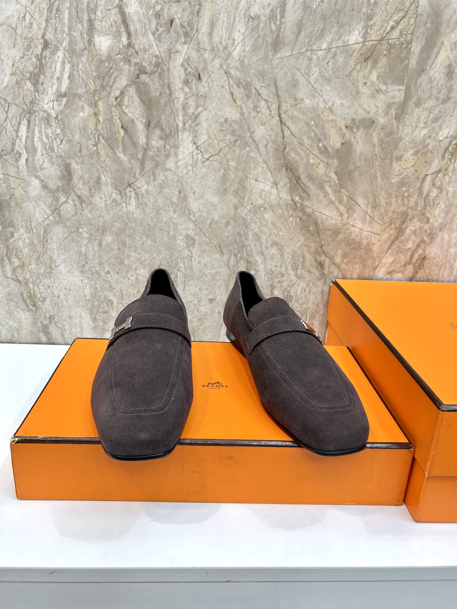 Hermes Giovanni Loafers: Suede Leather with Palladium Paris Buckle - Elegant Shoes 4 i1696481152 4246 2