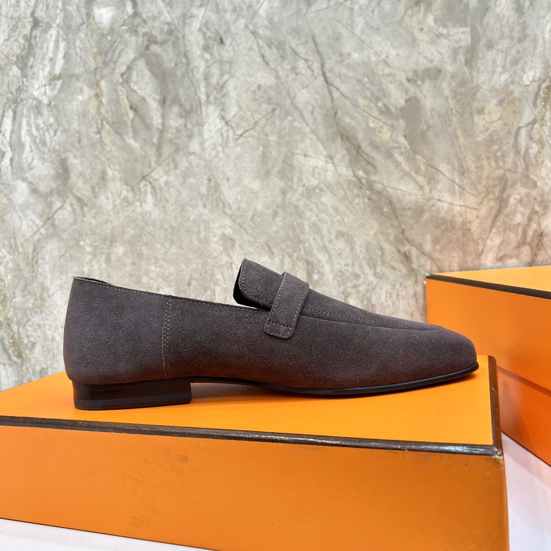 Hermes Giovanni Loafers: Suede Leather with Palladium Paris Buckle - Elegant Shoes 8 i1696481152 9330 6