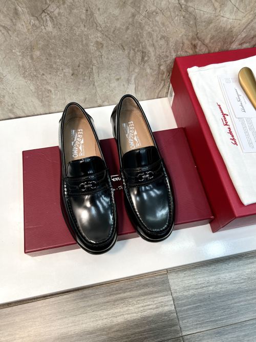 Ferragamo Men's Leather Loafers, Black, Sizes 39-44 - Classic Style 14 Ferragamo Men's Leather Loafers, Black, Sizes 39-44 - Classic Style