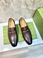 Gucci Online
 Shoes Loafers Plain Toe Men Gold Hardware Calfskin Cowhide Genuine Leather Rubber Vintage Chains