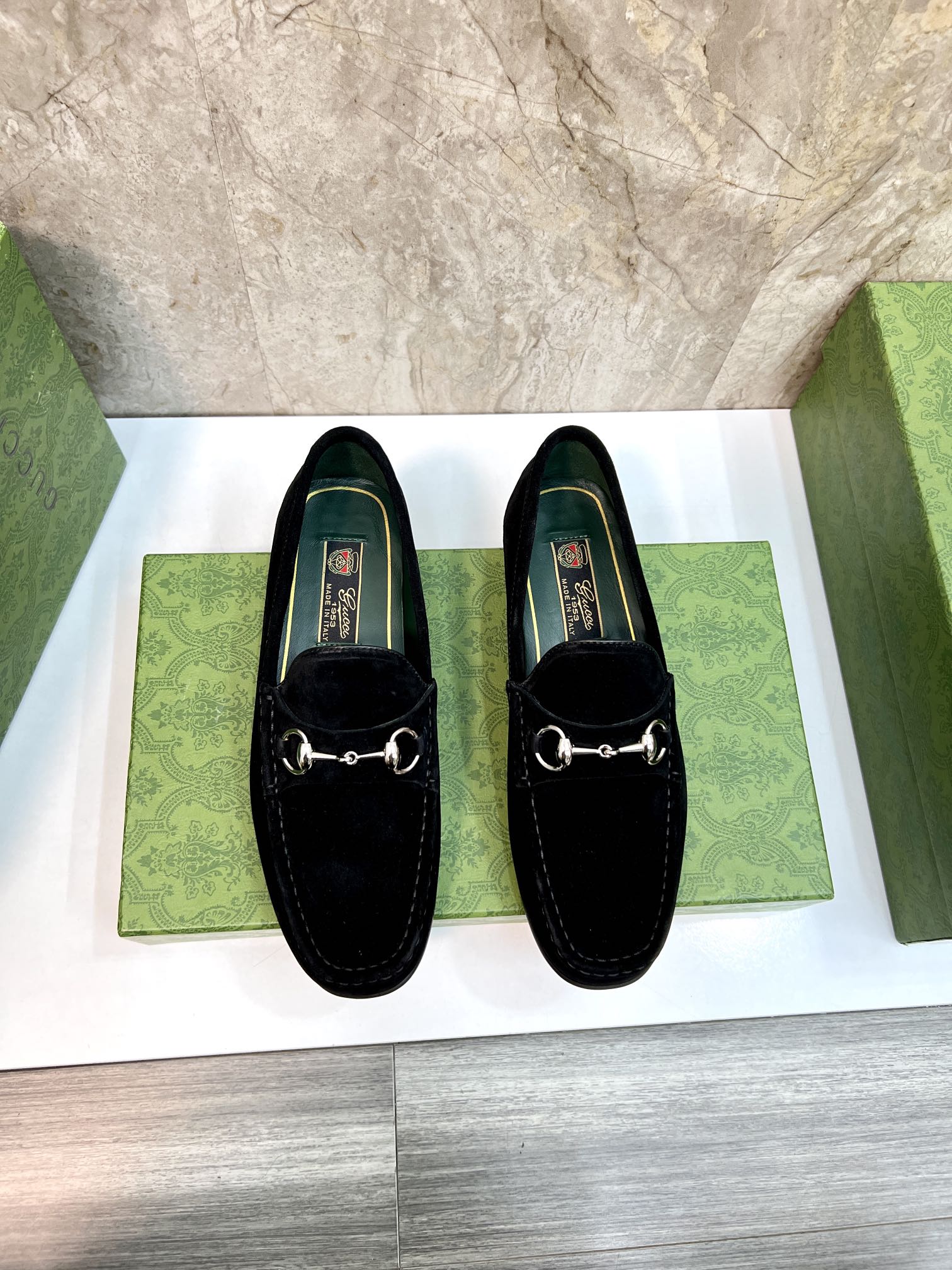 Top 1:1 Replica
 Gucci Knockoff
 Shoes Loafers Black Green Silver Men Cowhide Genuine Leather Fashion